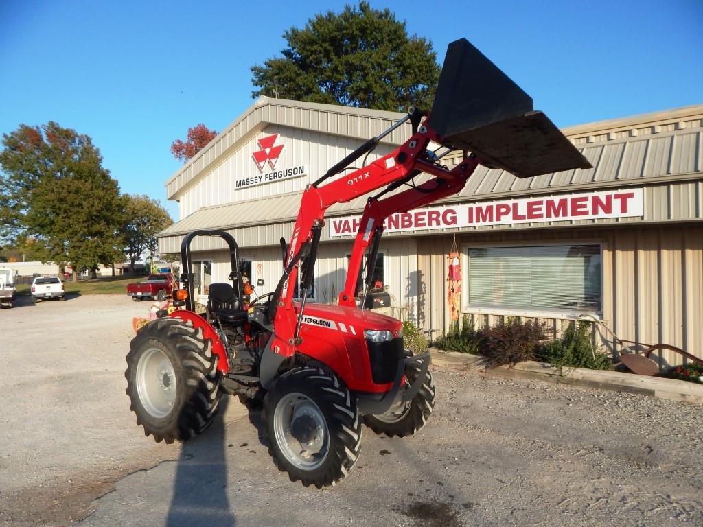 2021 Massey Ferguson 2607H SynchroShuttle Tractor