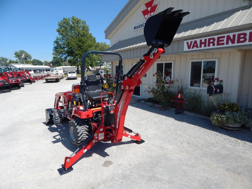 2024 Massey Ferguson GC1725MB Hydro Tractor