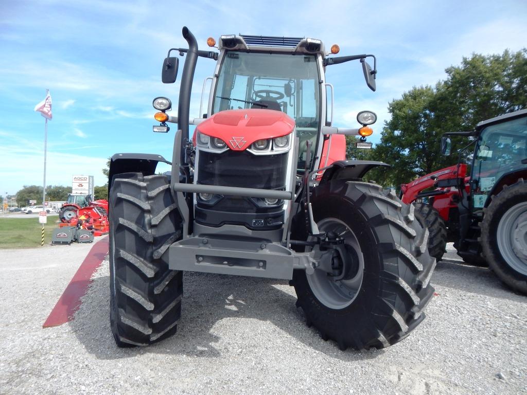 2024 Massey Ferguson 7S.155 Classic Dyna6 Tractor