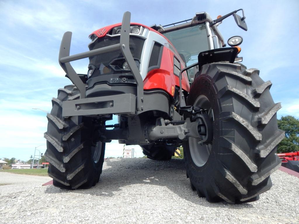 2024 Massey Ferguson 7S.155 Classic Dyna6 Tractor