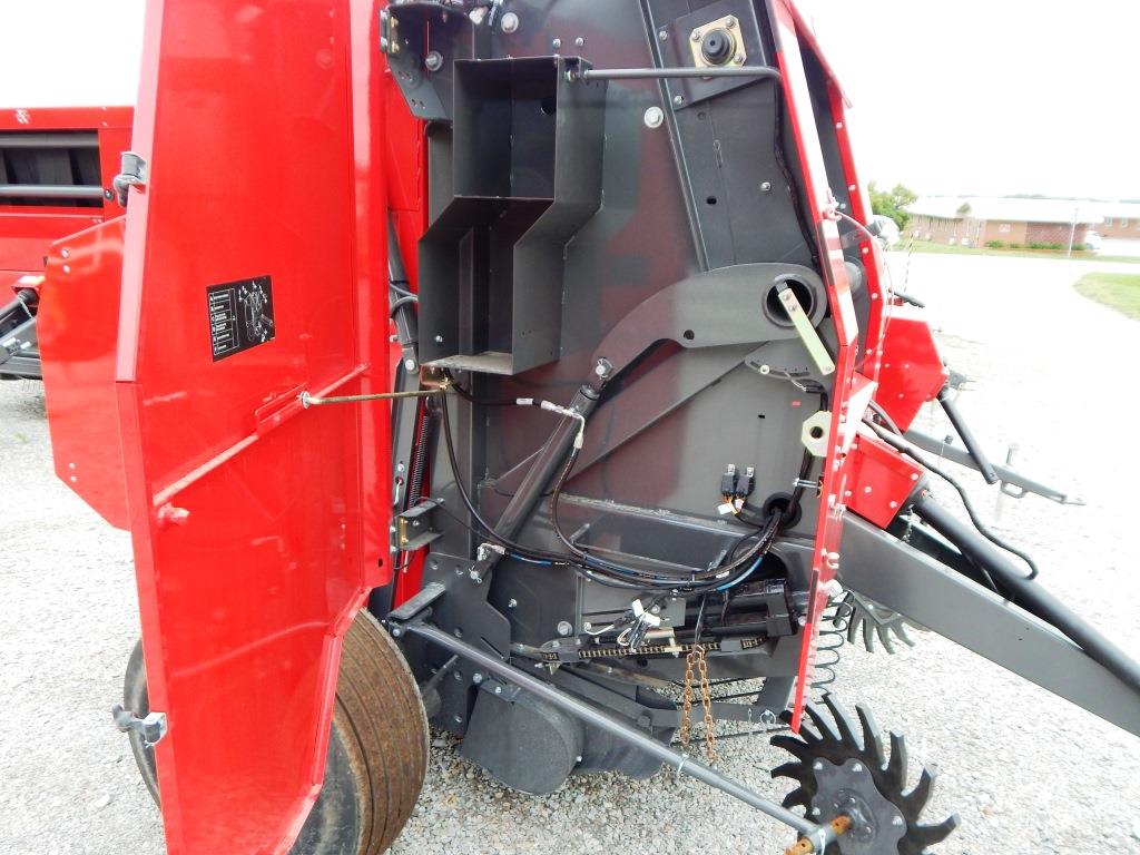 2024 Massey Ferguson 1745D Baler/Round