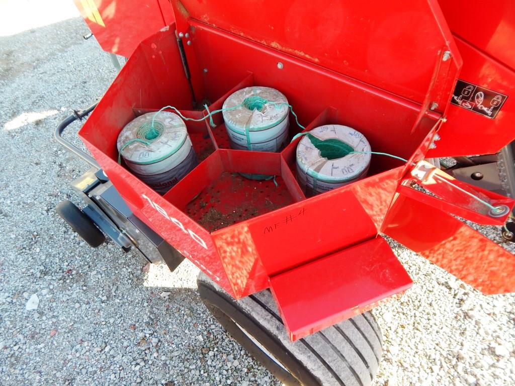 2020 Massey Ferguson 1840 Baler/Square