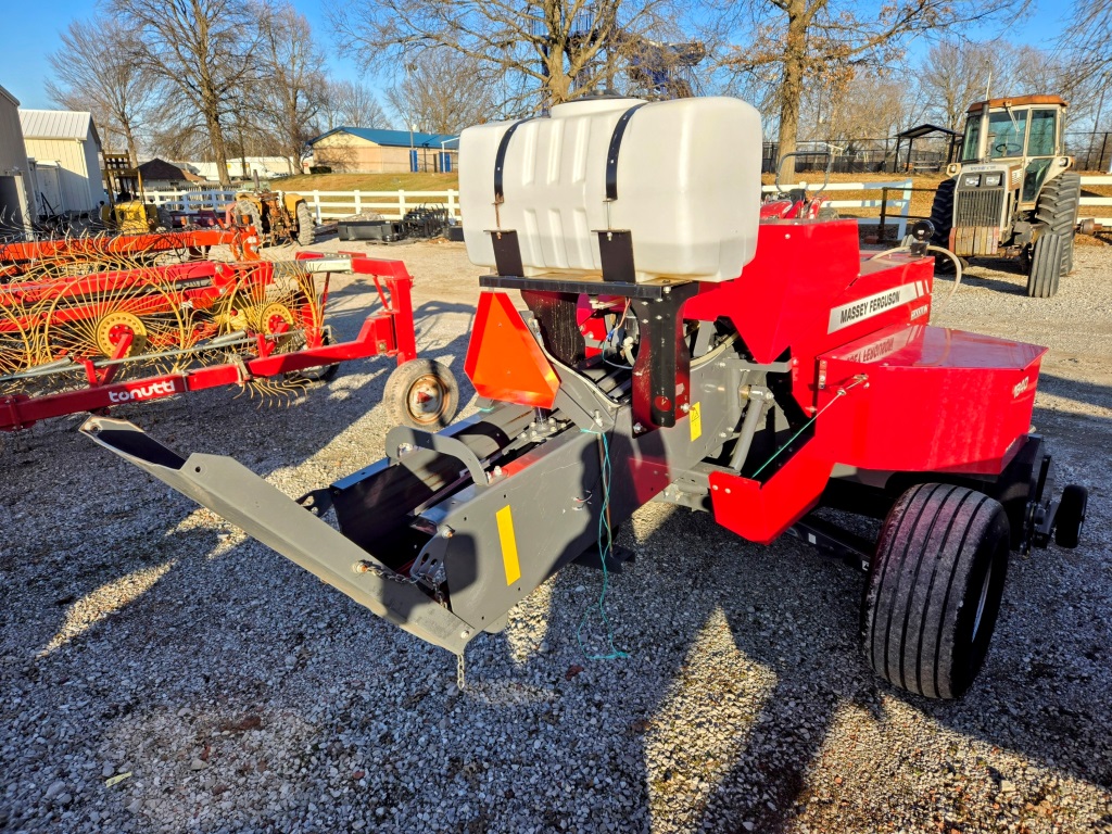 2020 Massey Ferguson 1840 Baler/Square