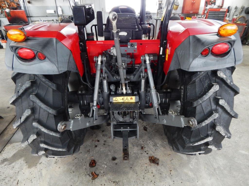 2015 Massey Ferguson 4708 Tractor