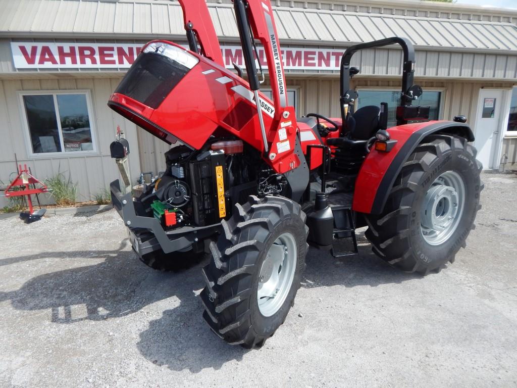 2025 Massey Ferguson 4707 Platform Global Series Tractor