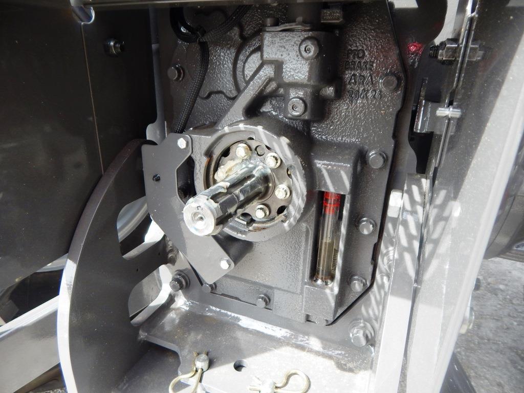 2025 Massey Ferguson 4707 Platform Global Series Tractor