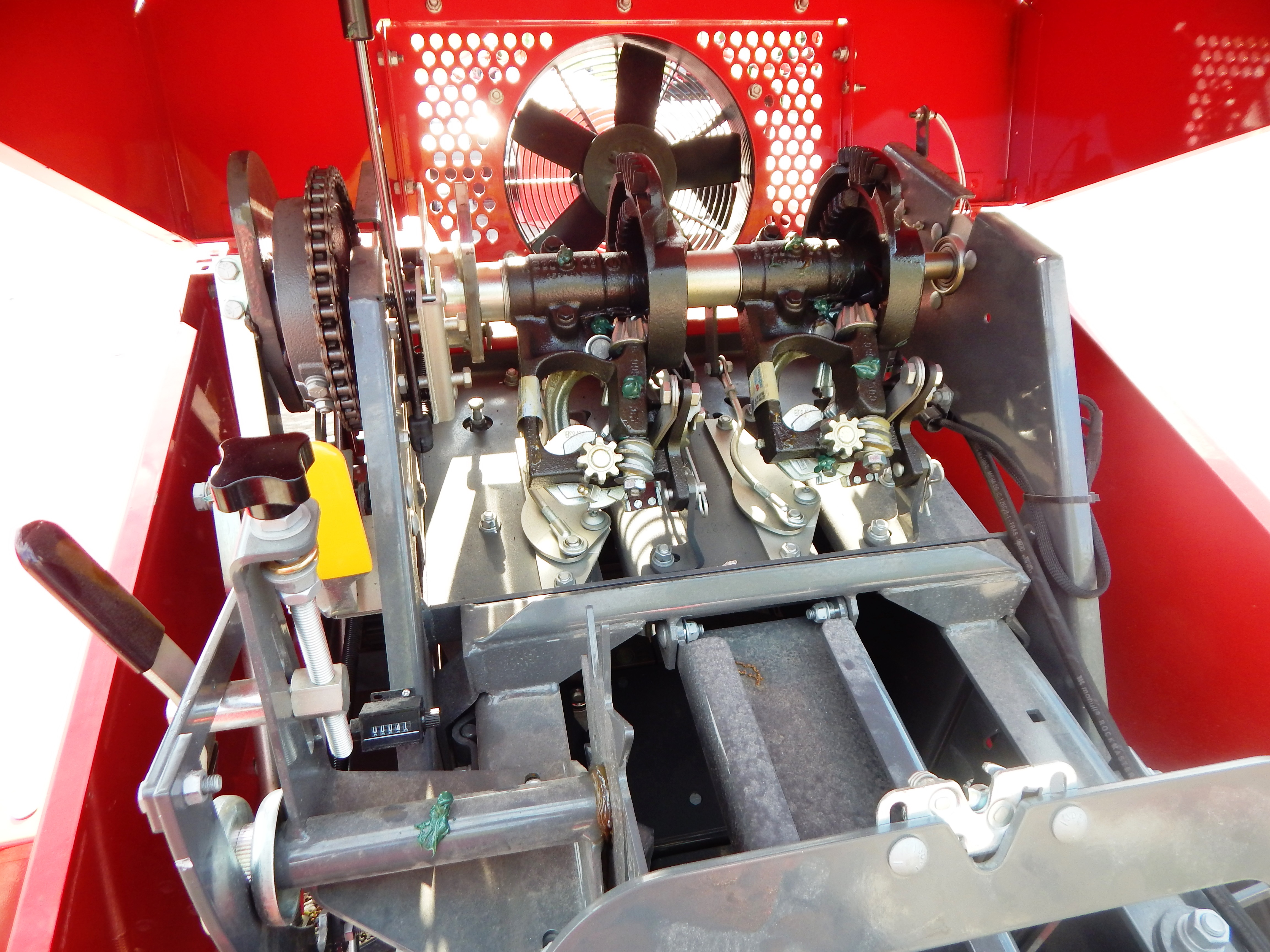 2025 Massey Ferguson 1840 Baler/Square