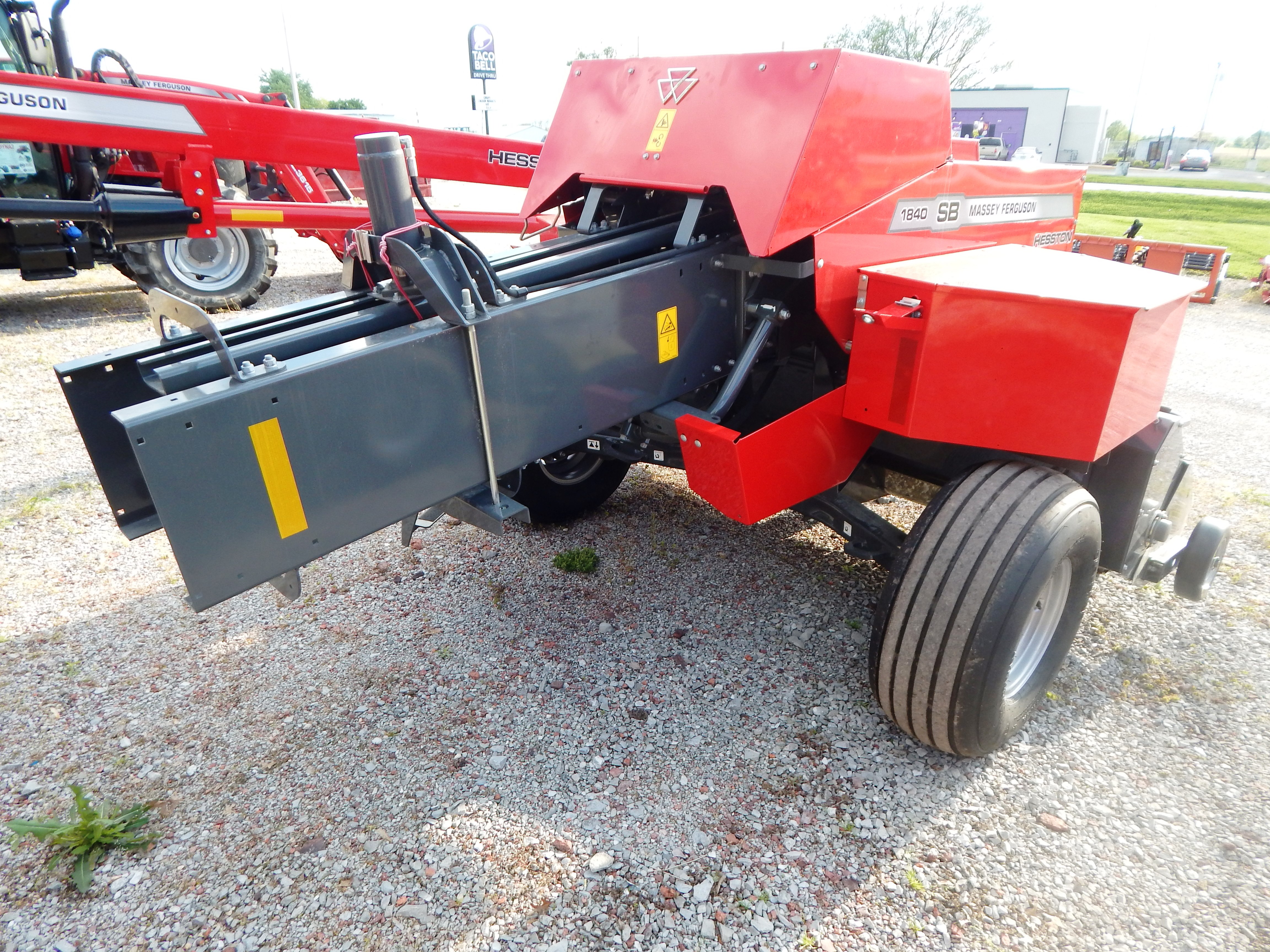 2025 Massey Ferguson 1840 Baler/Square