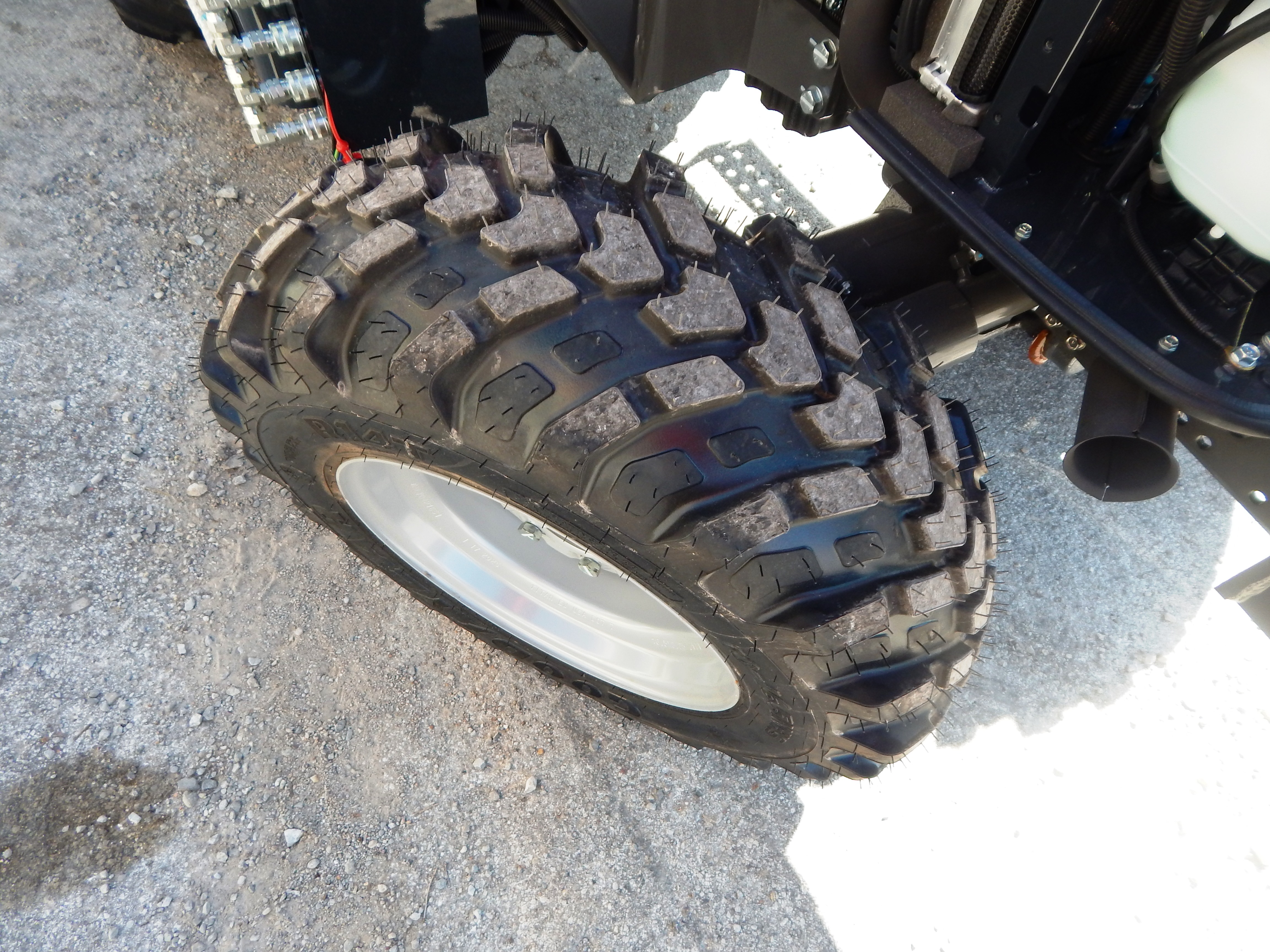 2025 Massey Ferguson 1M.35 eHydro Tractor