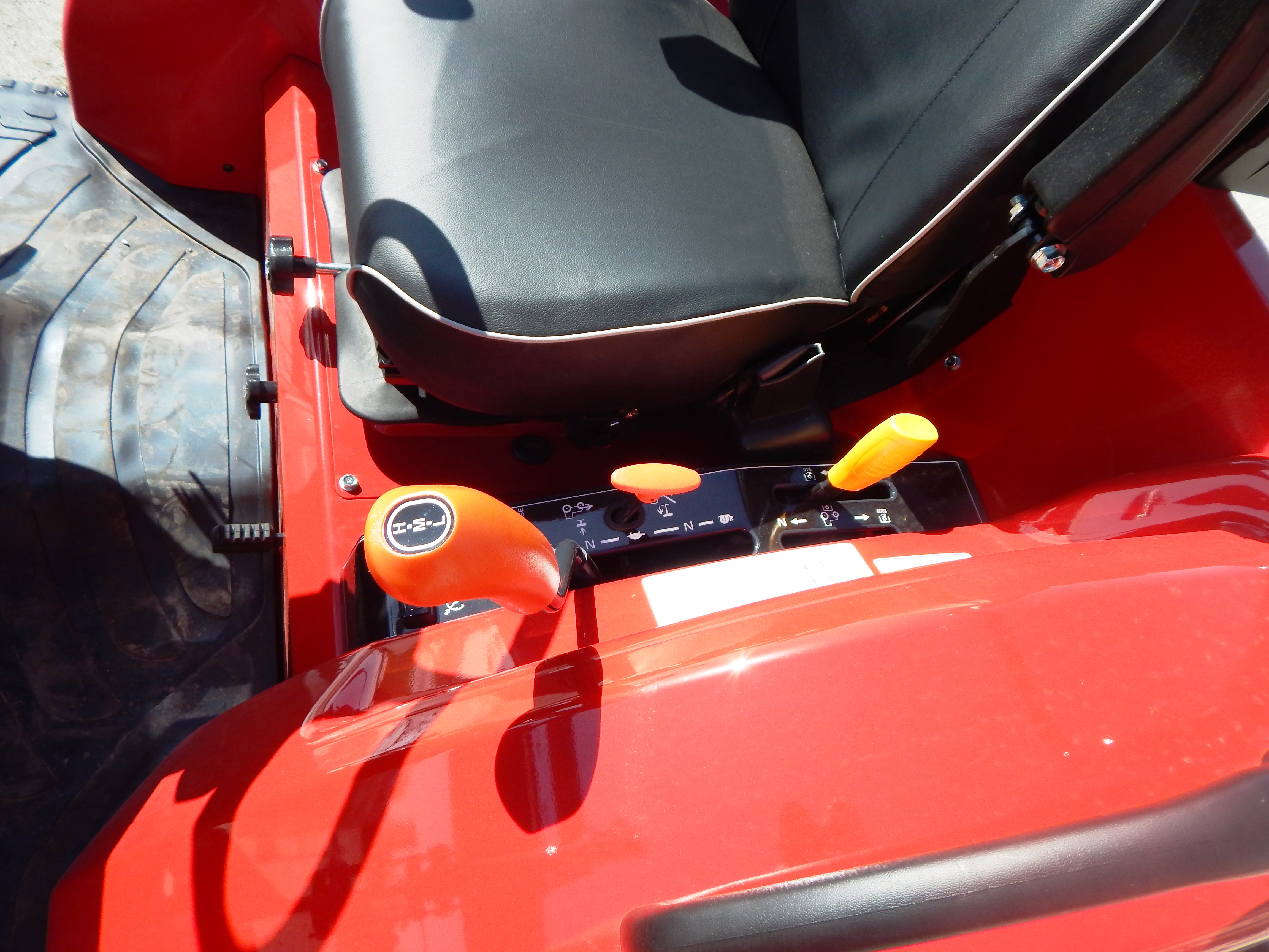 2025 Massey Ferguson 1M.40 eHydro Tractor