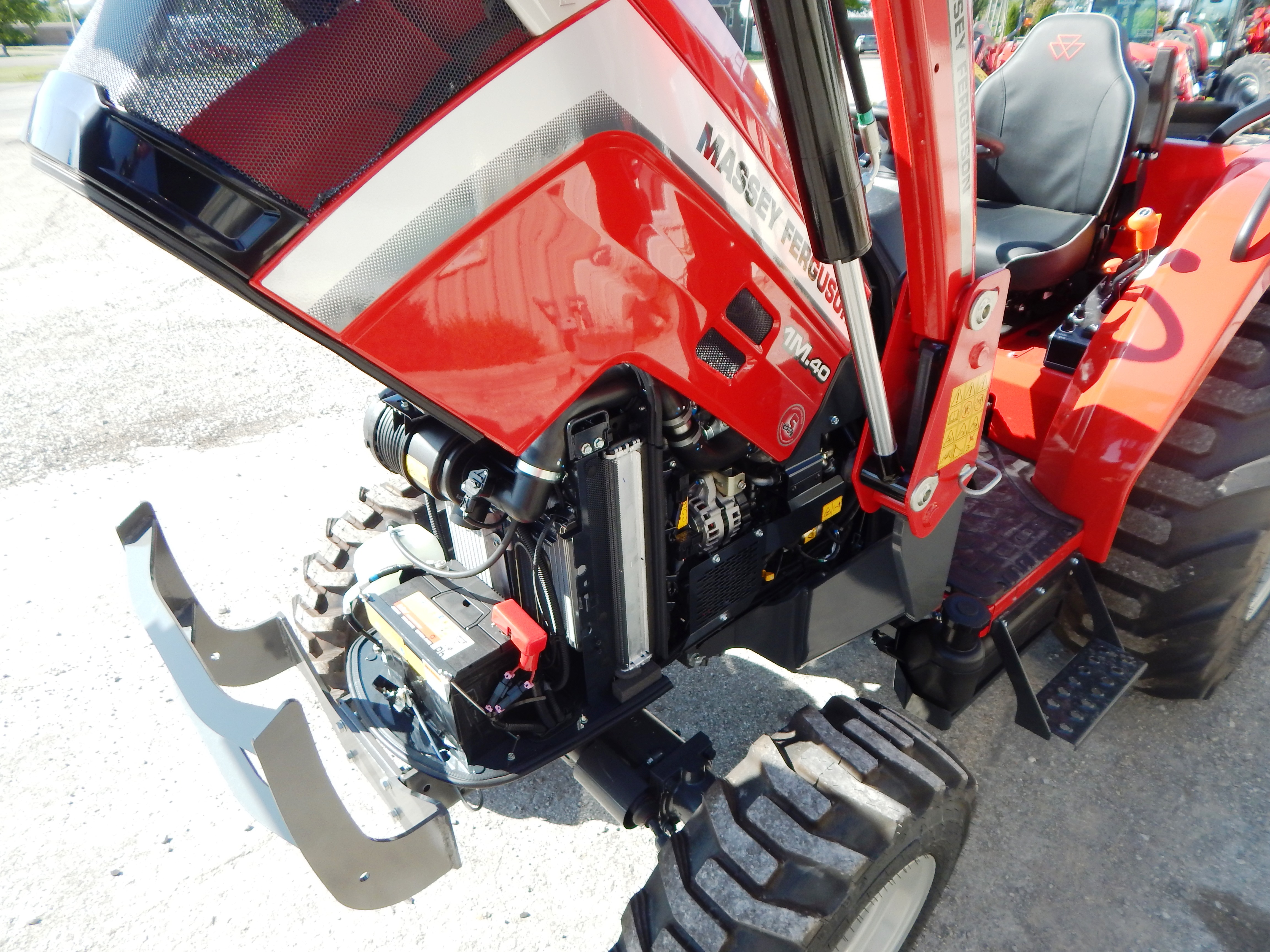 2025 Massey Ferguson 1M.40 eHydro Tractor