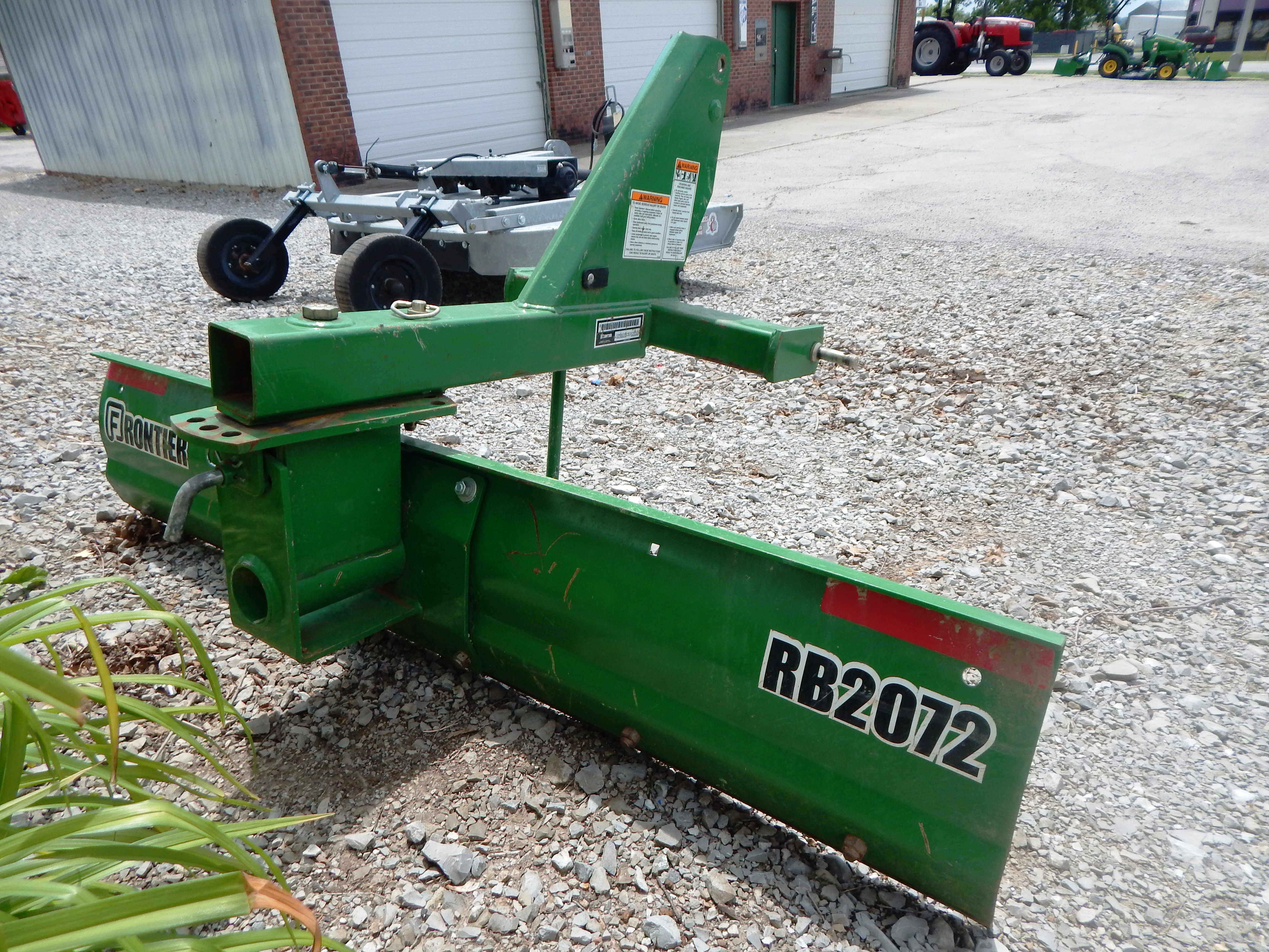 2019 Frontier RB2072 Blade