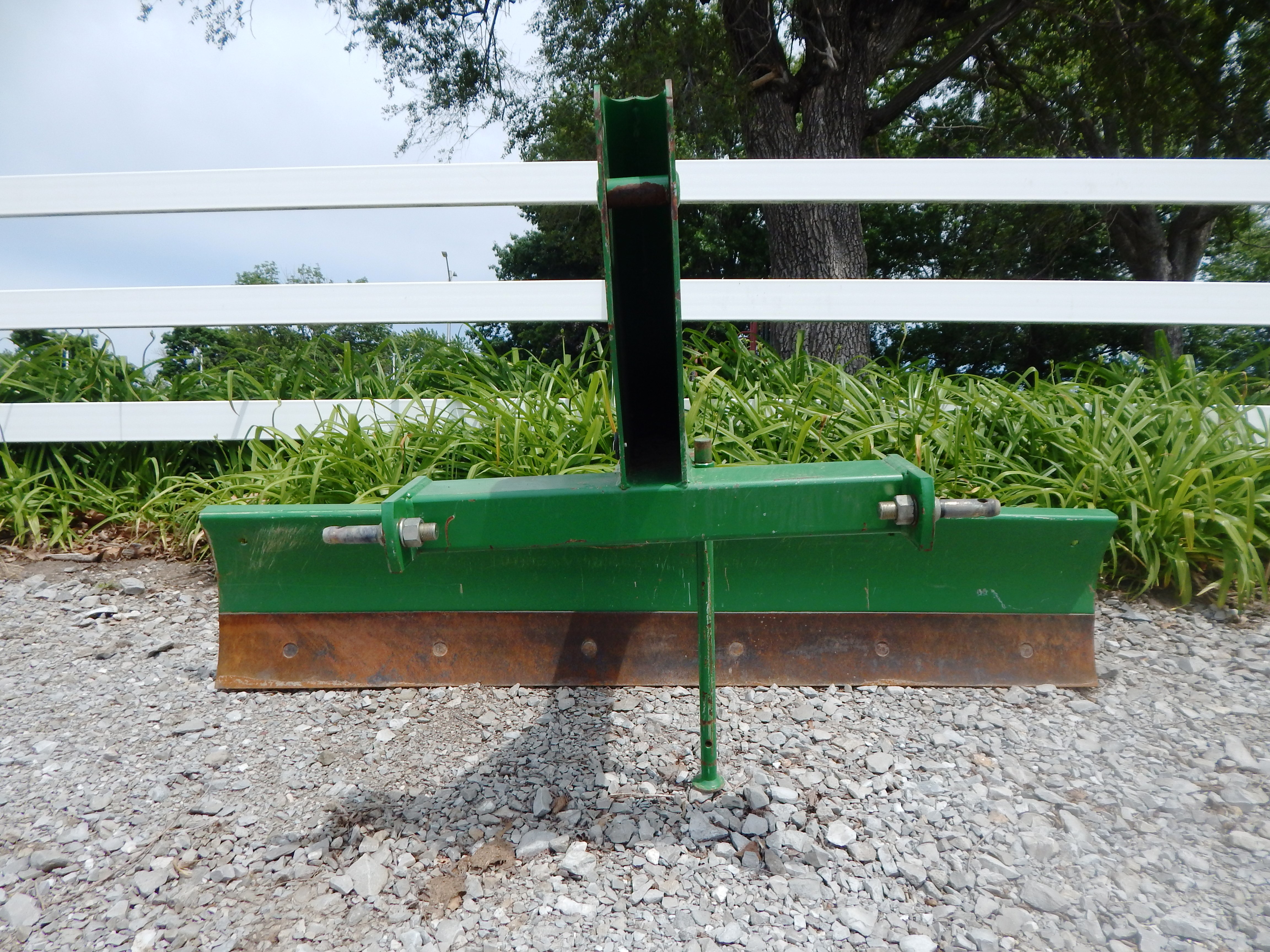 2019 Frontier RB2072 Blade