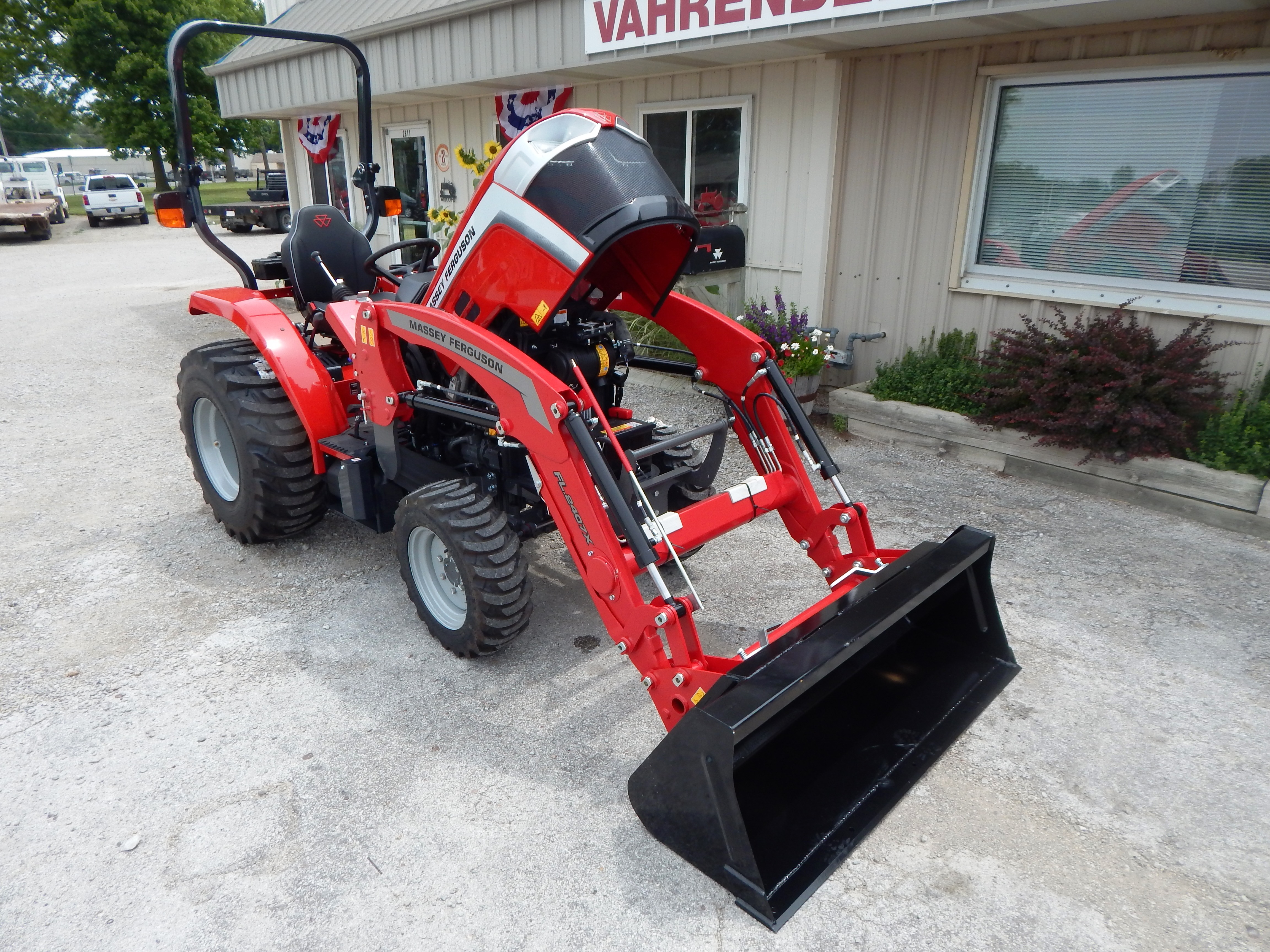 2025 Massey Ferguson 1E.40 Hydrostat Tractor