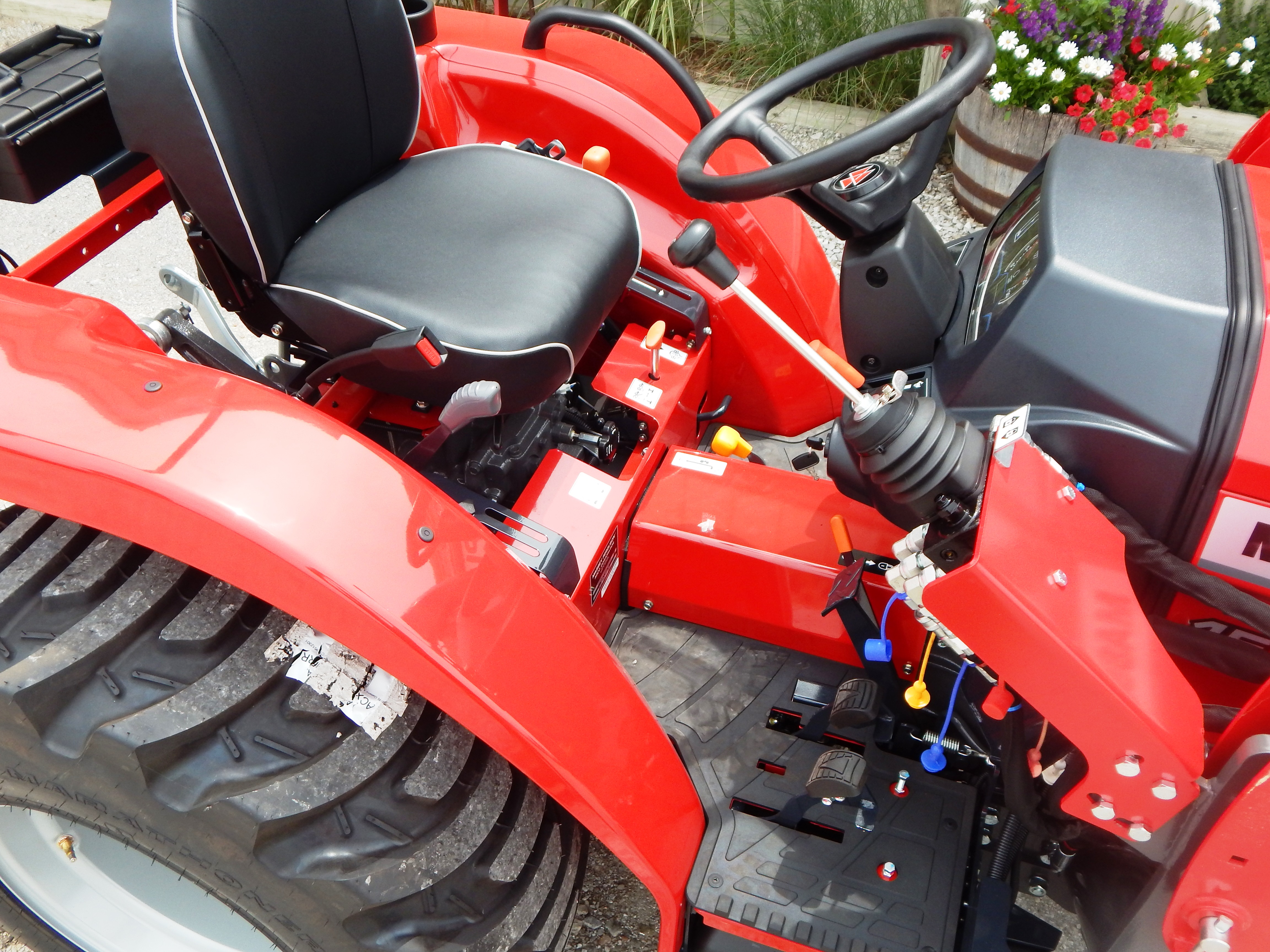 2025 Massey Ferguson 1E.40 Hydrostat Tractor