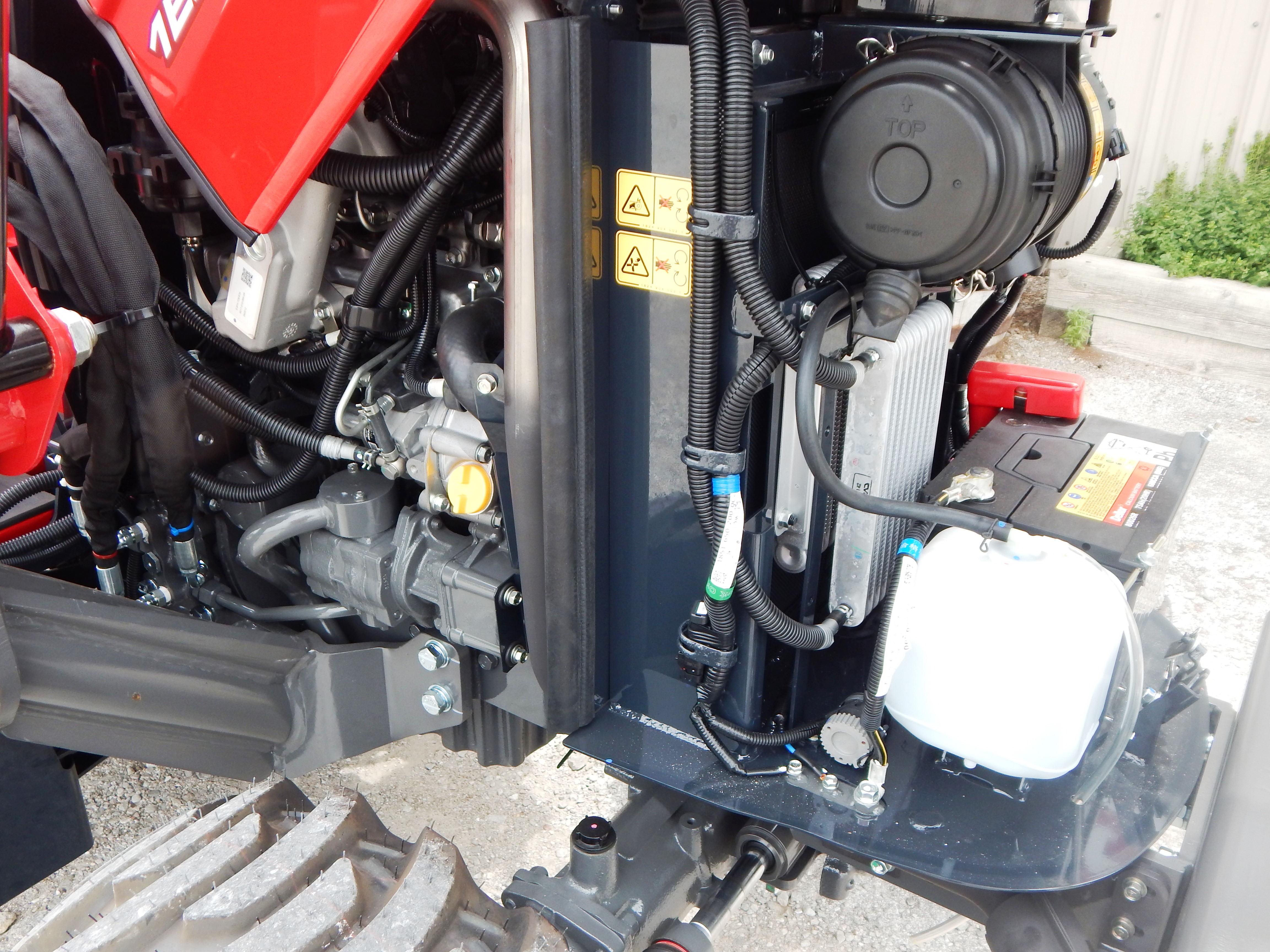 2025 Massey Ferguson 1E.40 Hydrostat Tractor