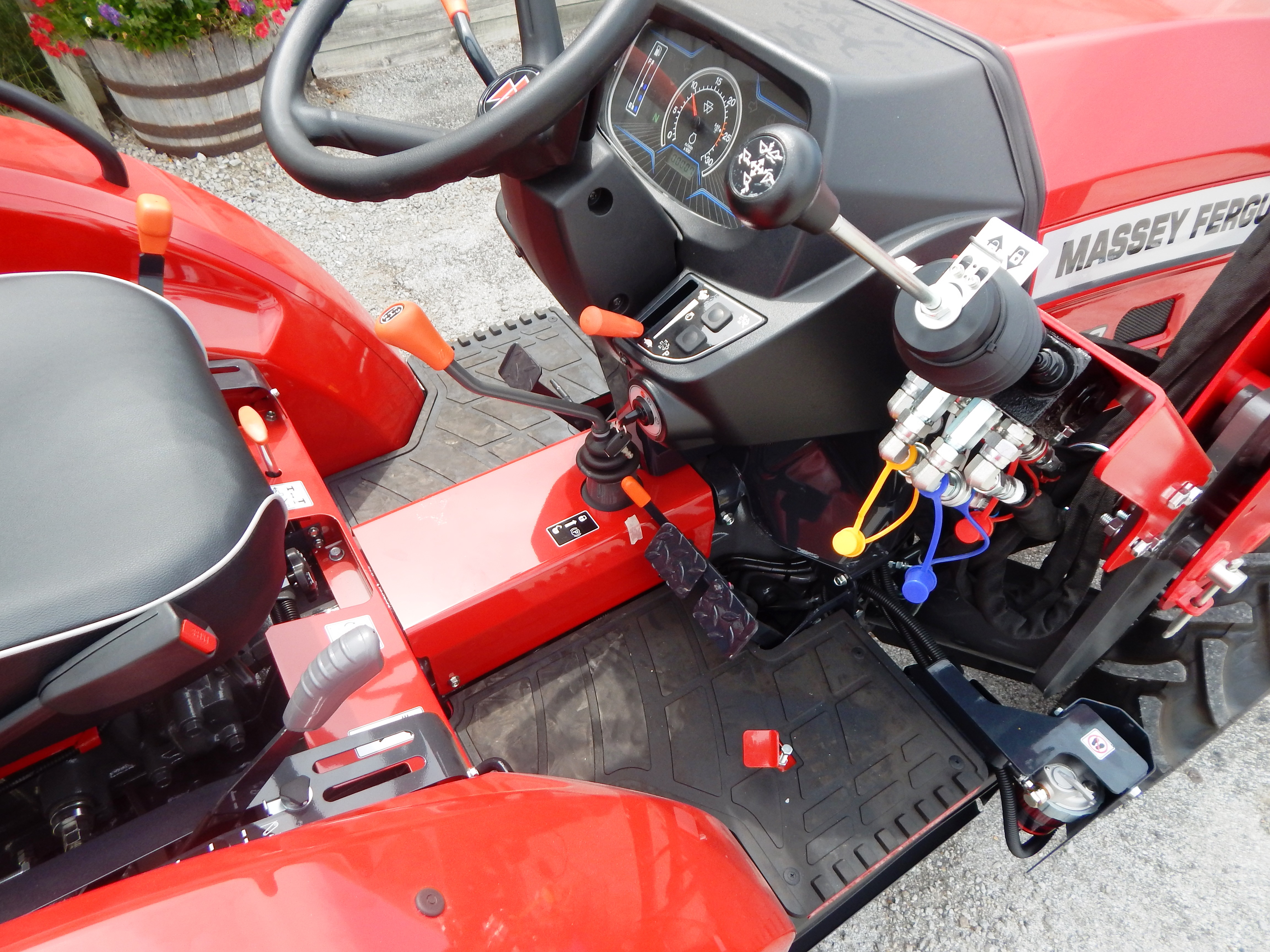 2025 Massey Ferguson 1E.40 Shuttle Tractor