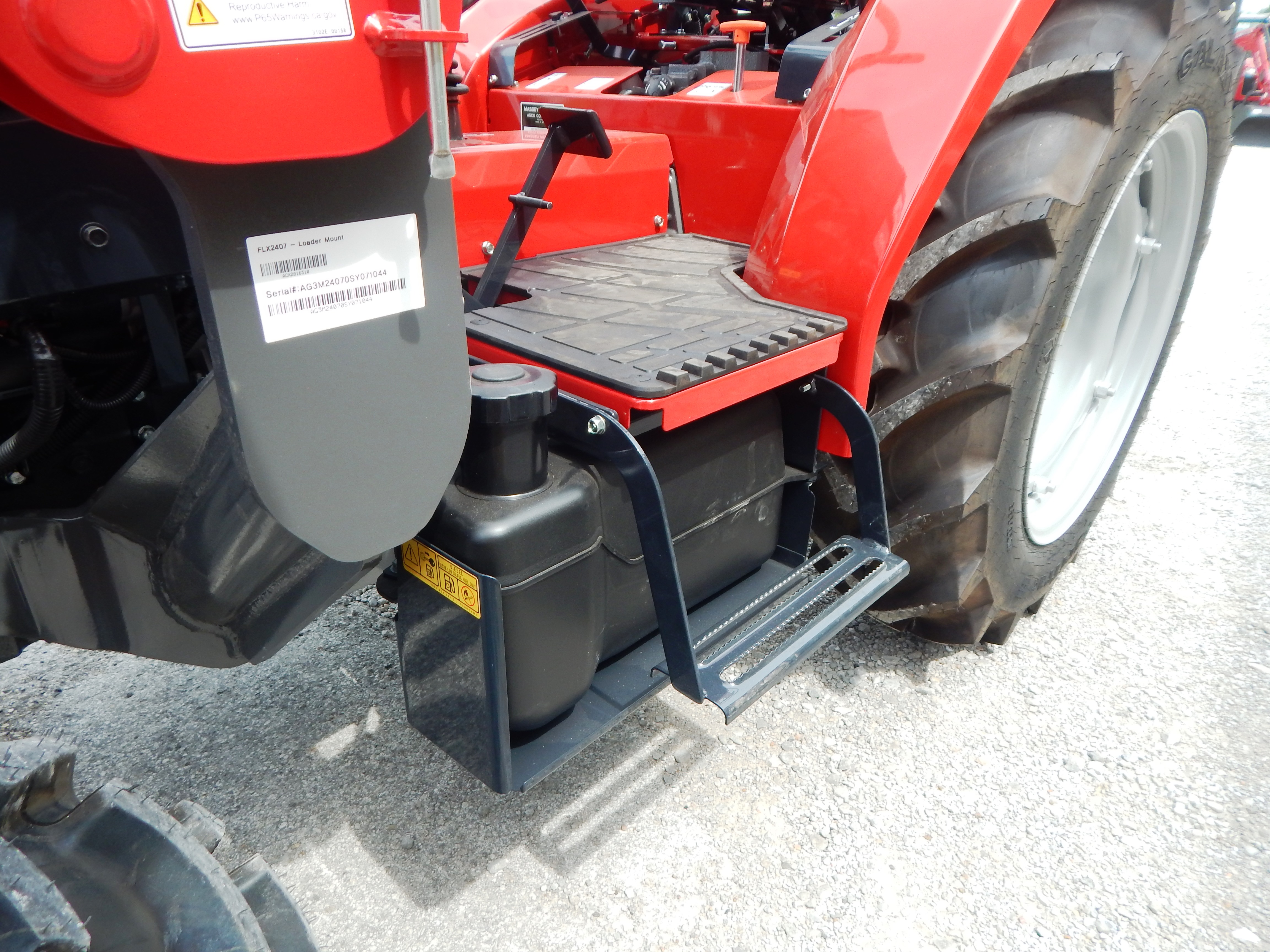 2025 Massey Ferguson 1E.40 Shuttle Tractor