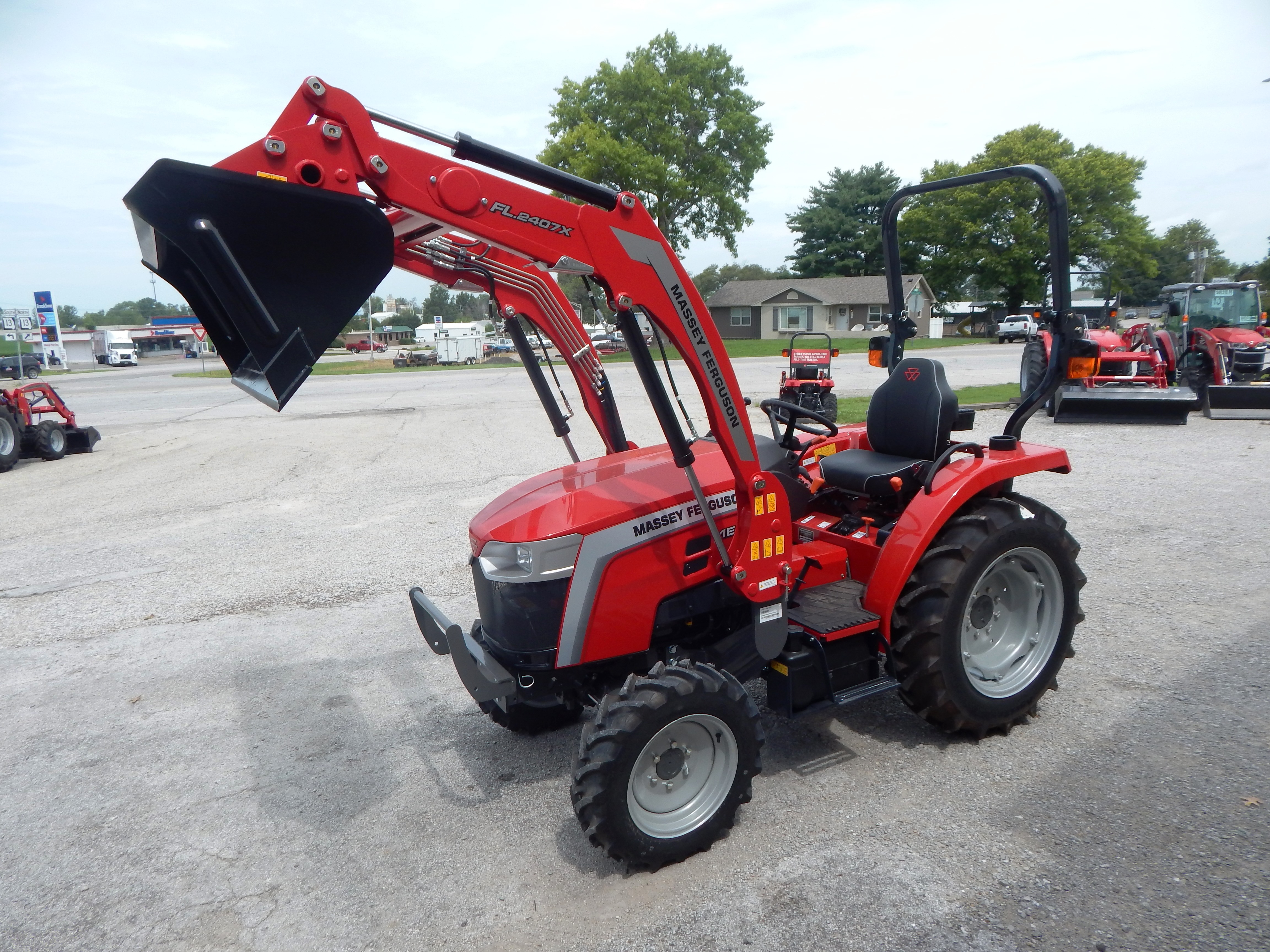 2025 Massey Ferguson 1E.40 Shuttle Tractor