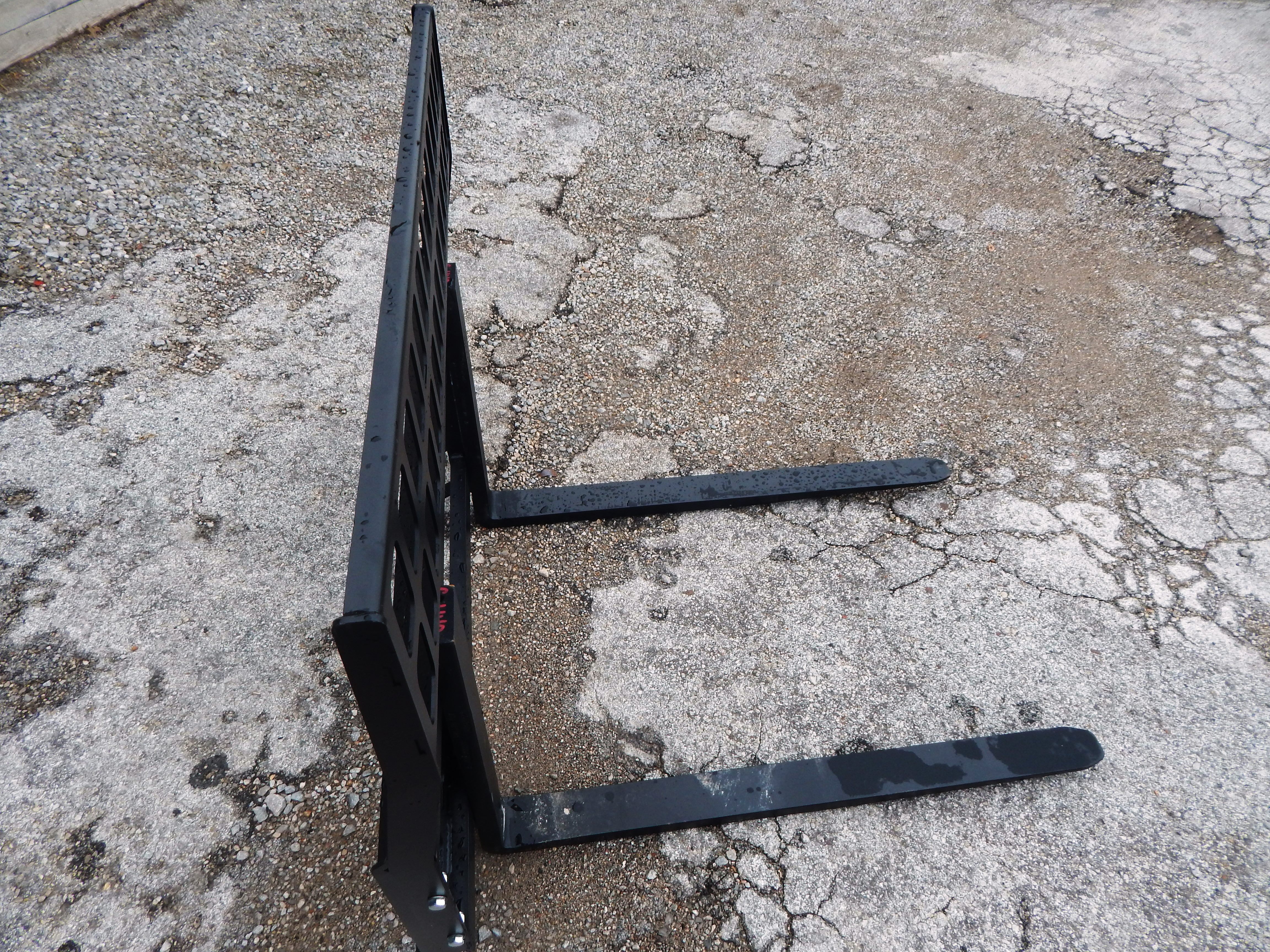 2025 Alo Quicke C1140 Pallet Fork