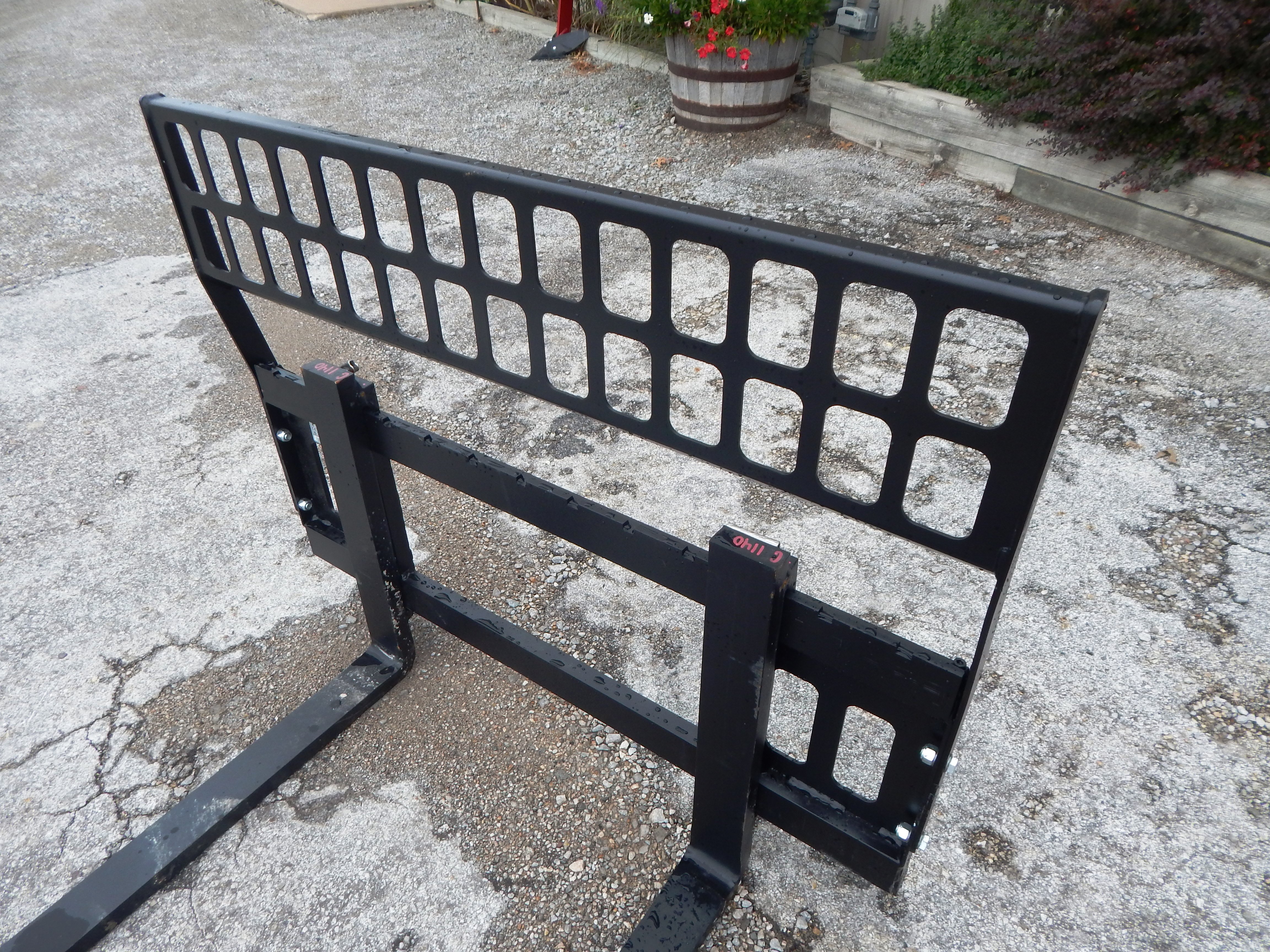 2025 Alo Quicke C1140 Pallet Fork