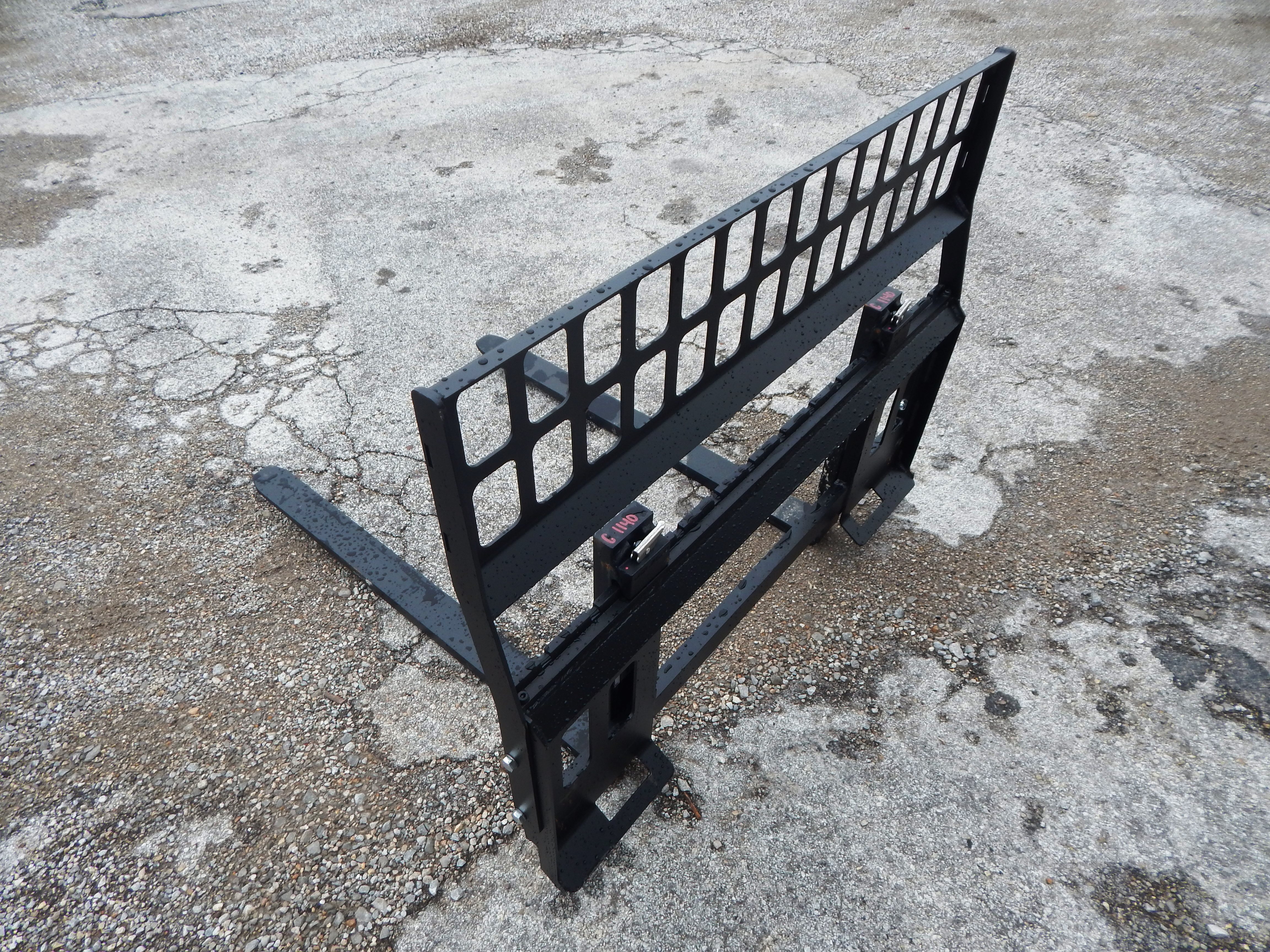 2025 Alo Quicke C1140 Pallet Fork