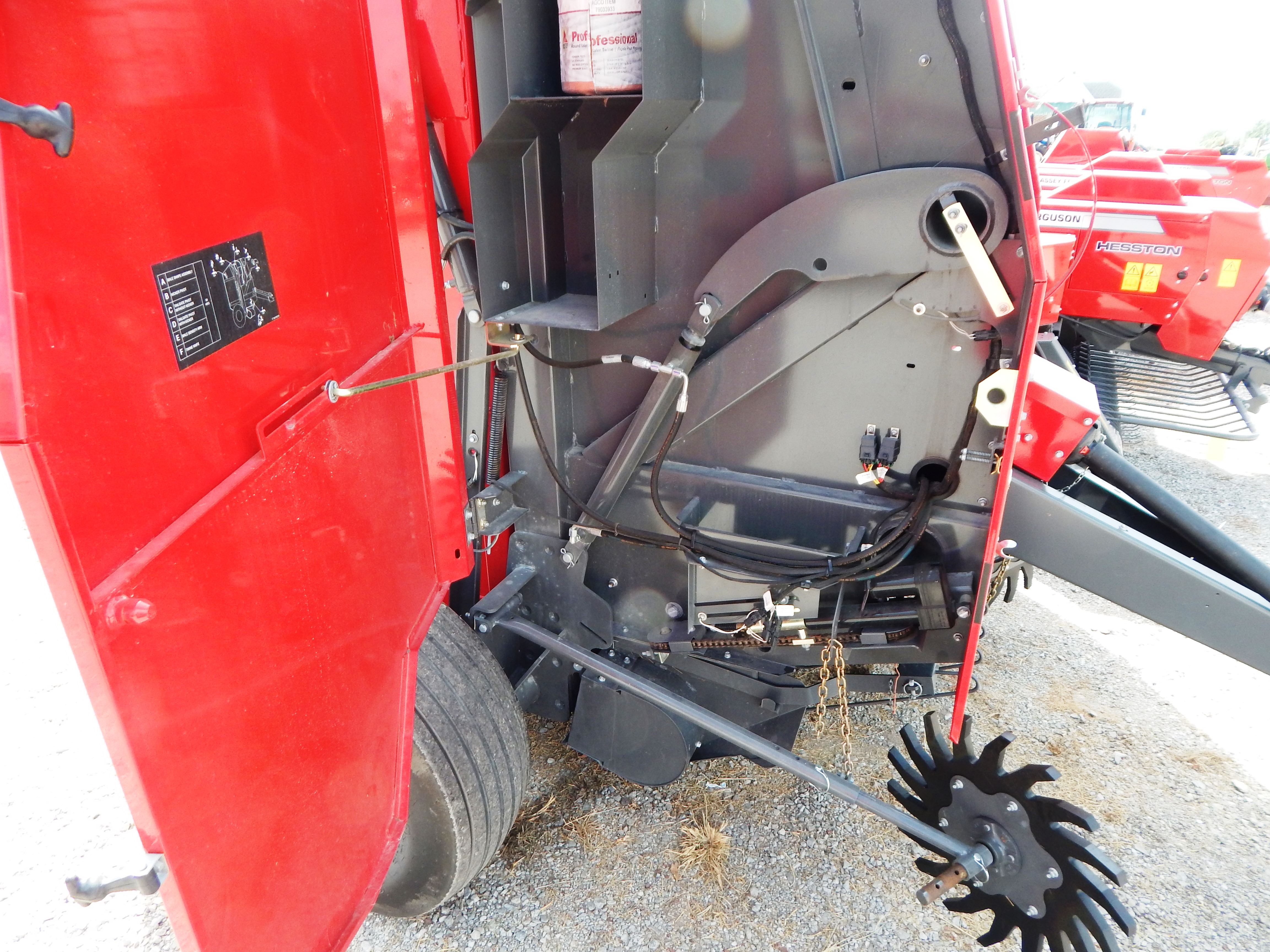 2023 Massey Ferguson 1745D Baler/Round