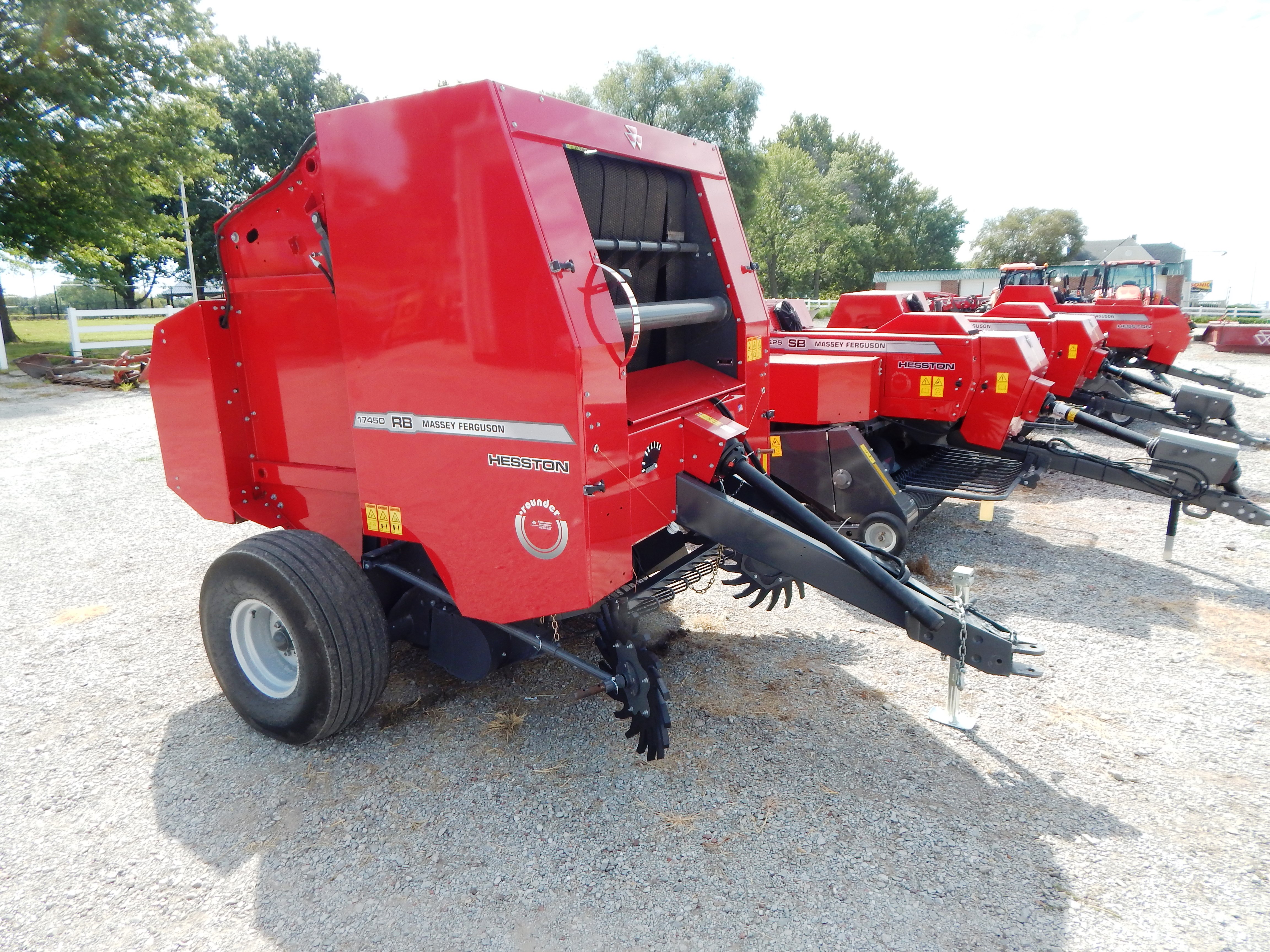 2023 Massey Ferguson 1745D Baler/Round