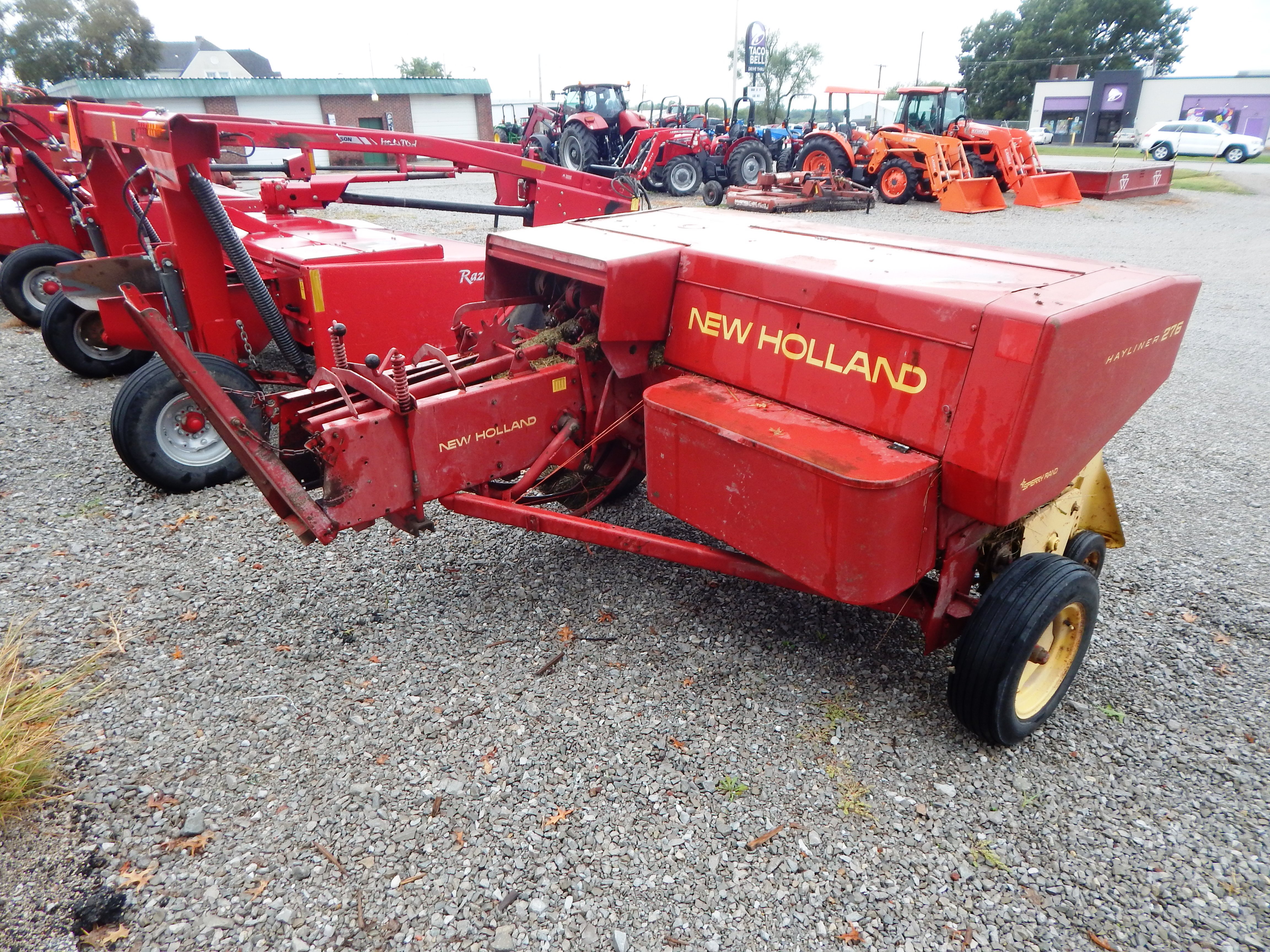 1972 New Holland 276 Baler/Square