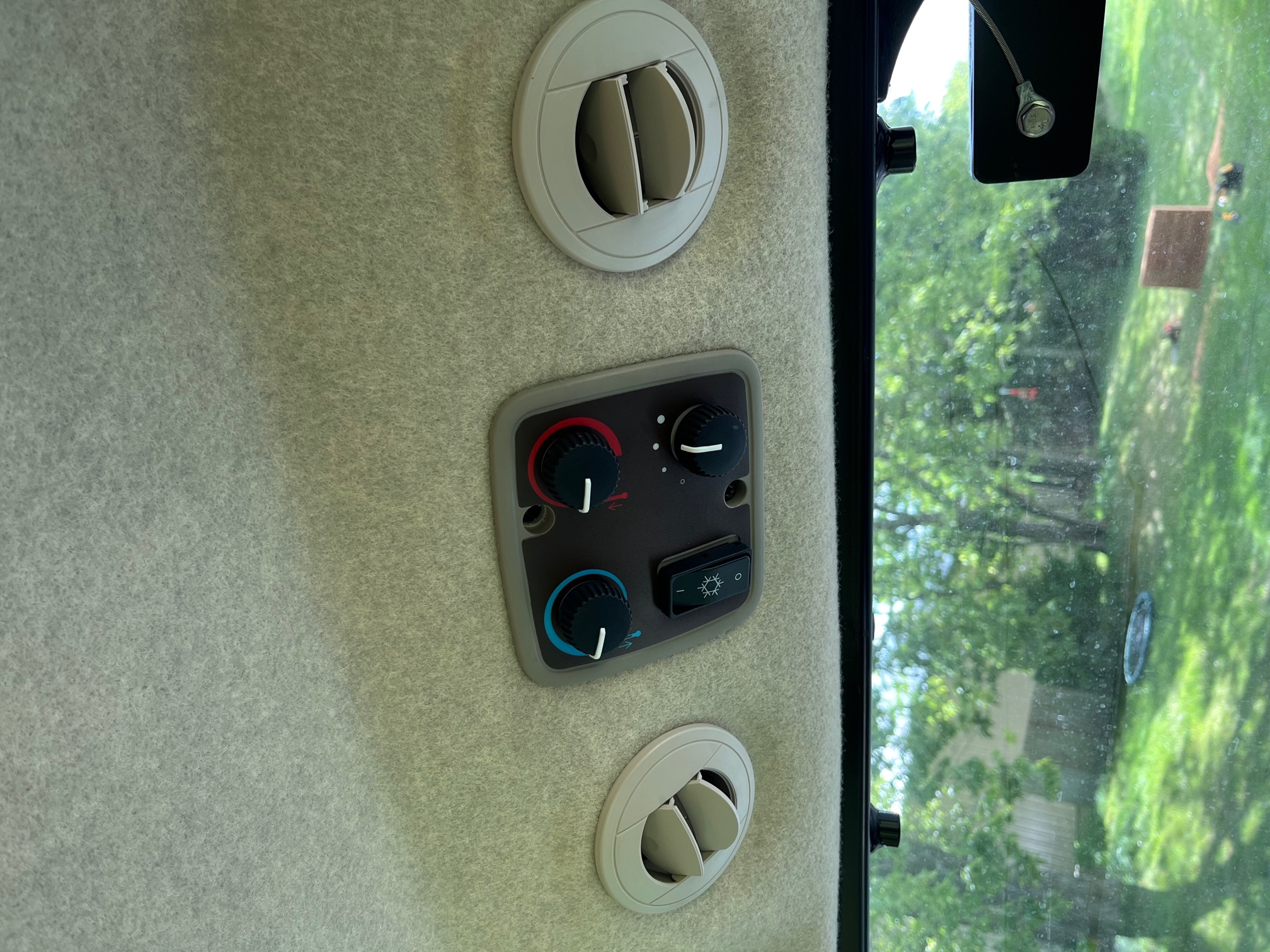 2025 John Deere 4075R Tractor