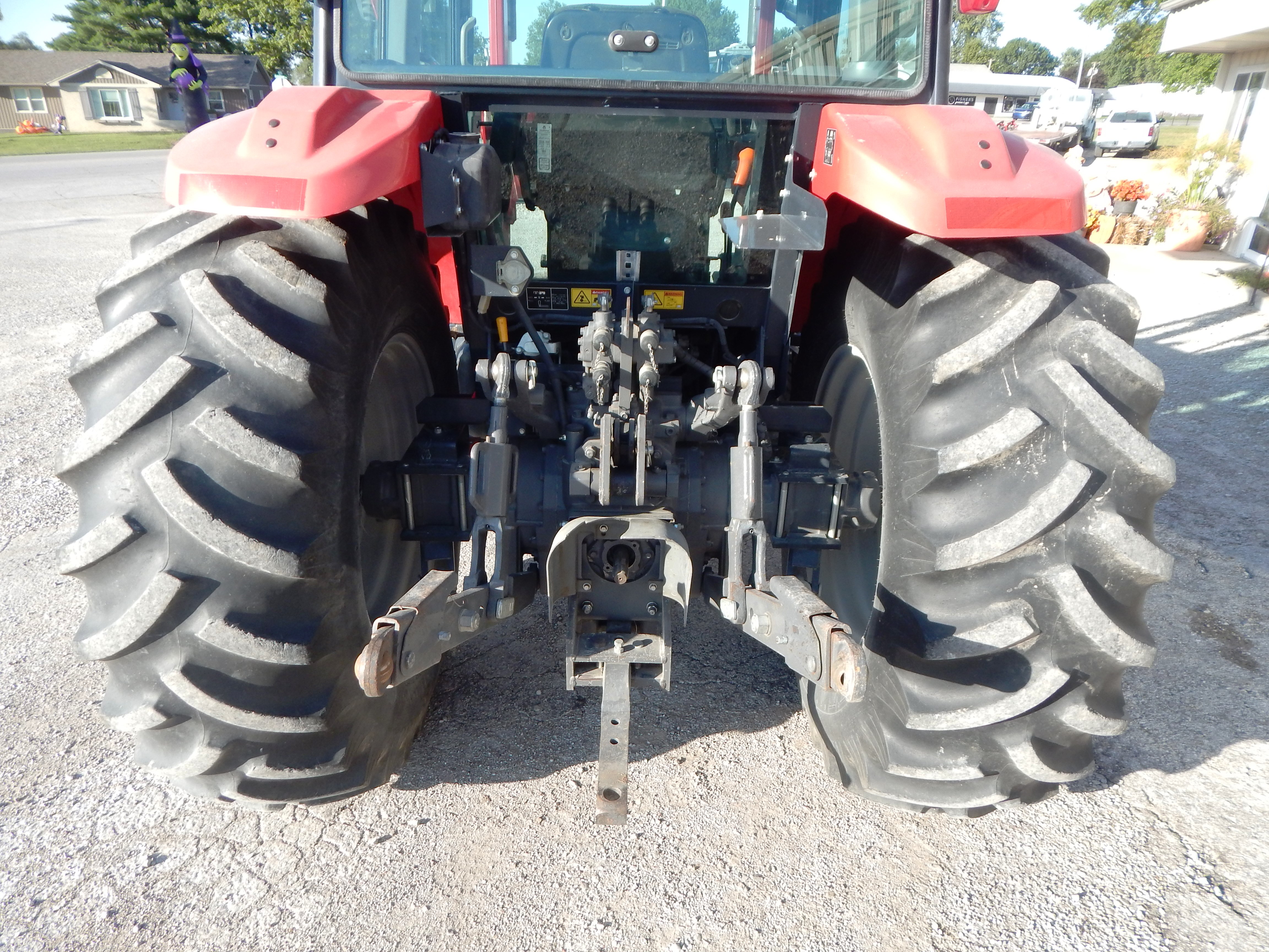 2014 Massey Ferguson 4610 Tractor