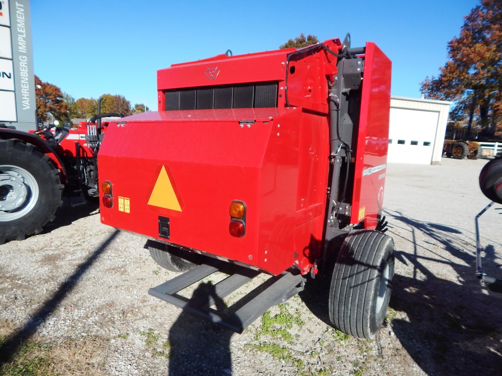 2024 Massey Ferguson 1745D Baler/Round