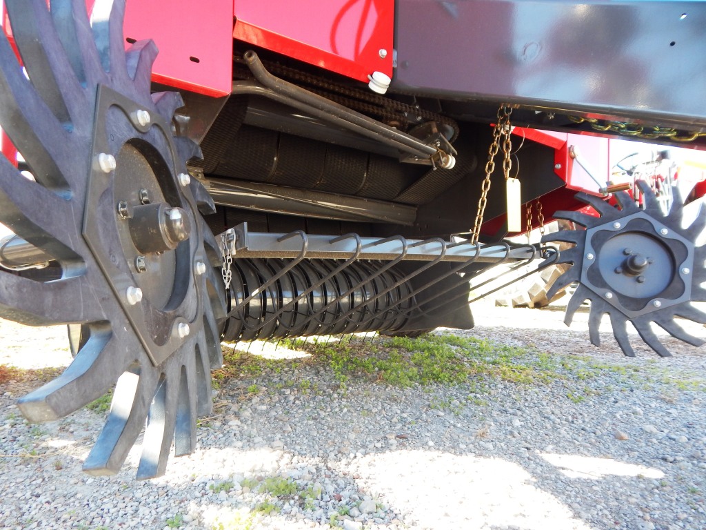 2024 Massey Ferguson 1745D Baler/Round