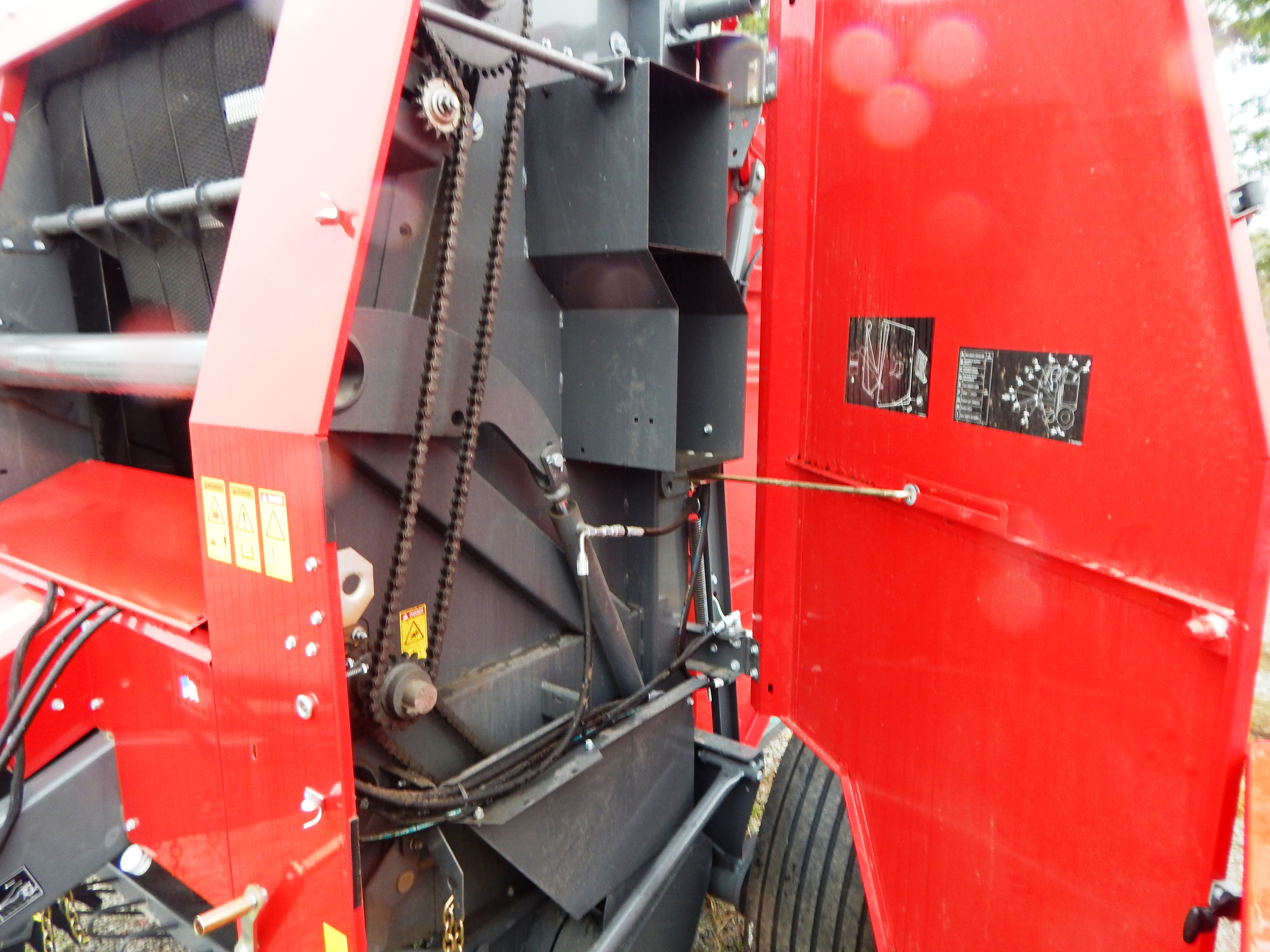 2024 Massey Ferguson 1745D Baler/Round