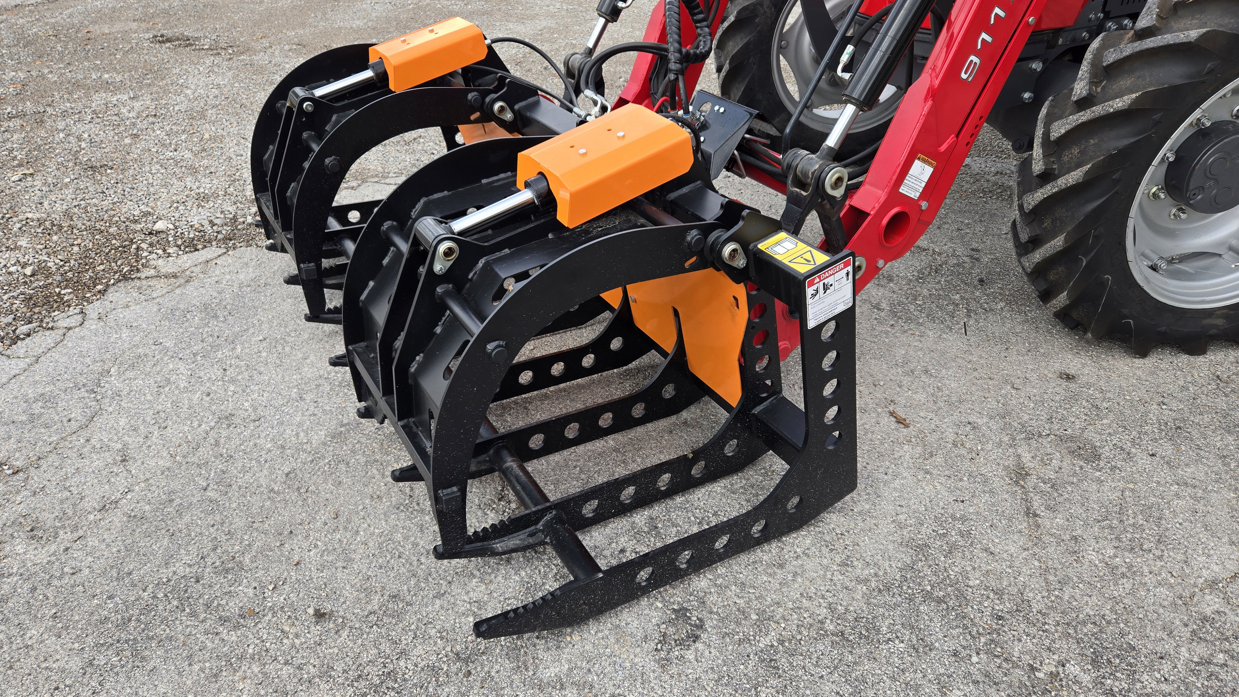 2025 Alo Quicke CL72 Grapple