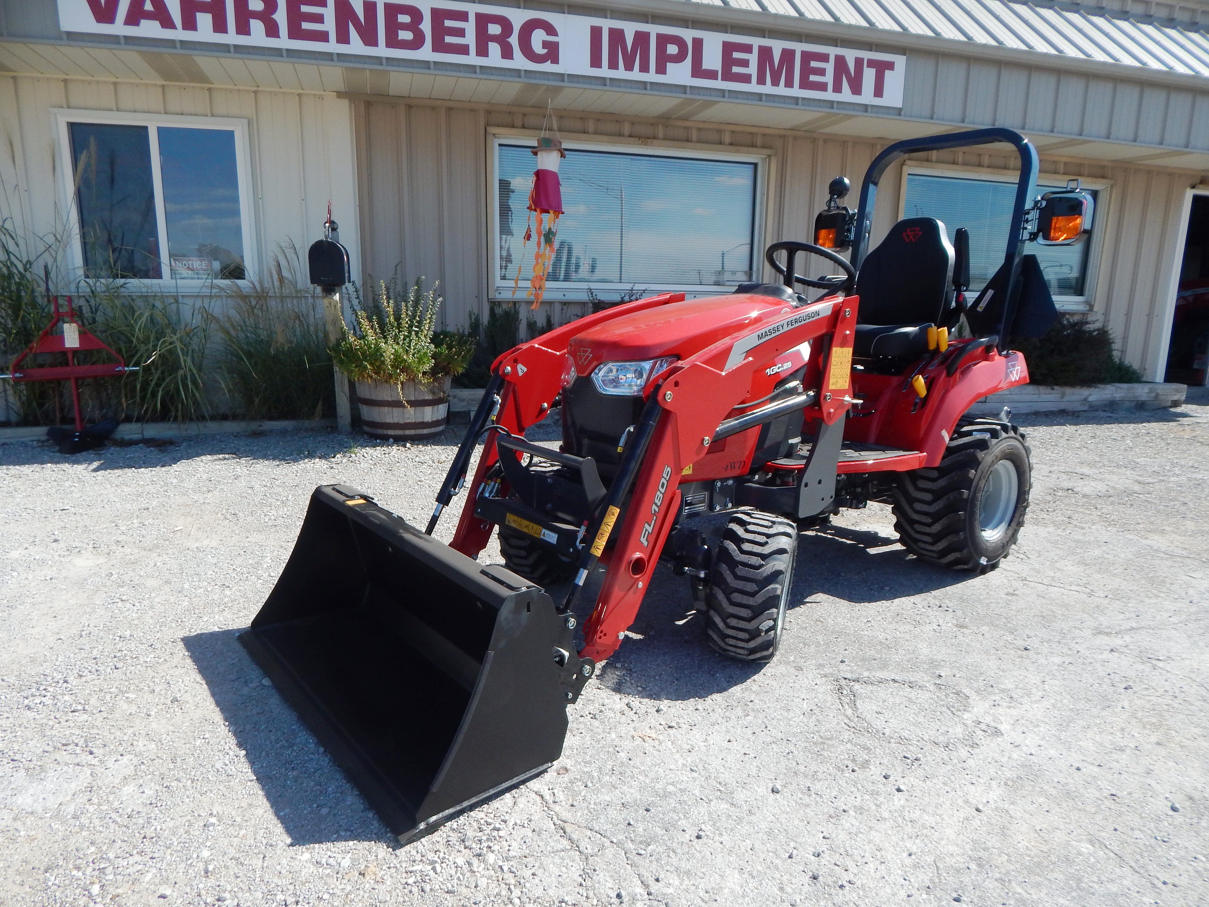 2025 Massey Ferguson 1GC.25 Hydro Tractor