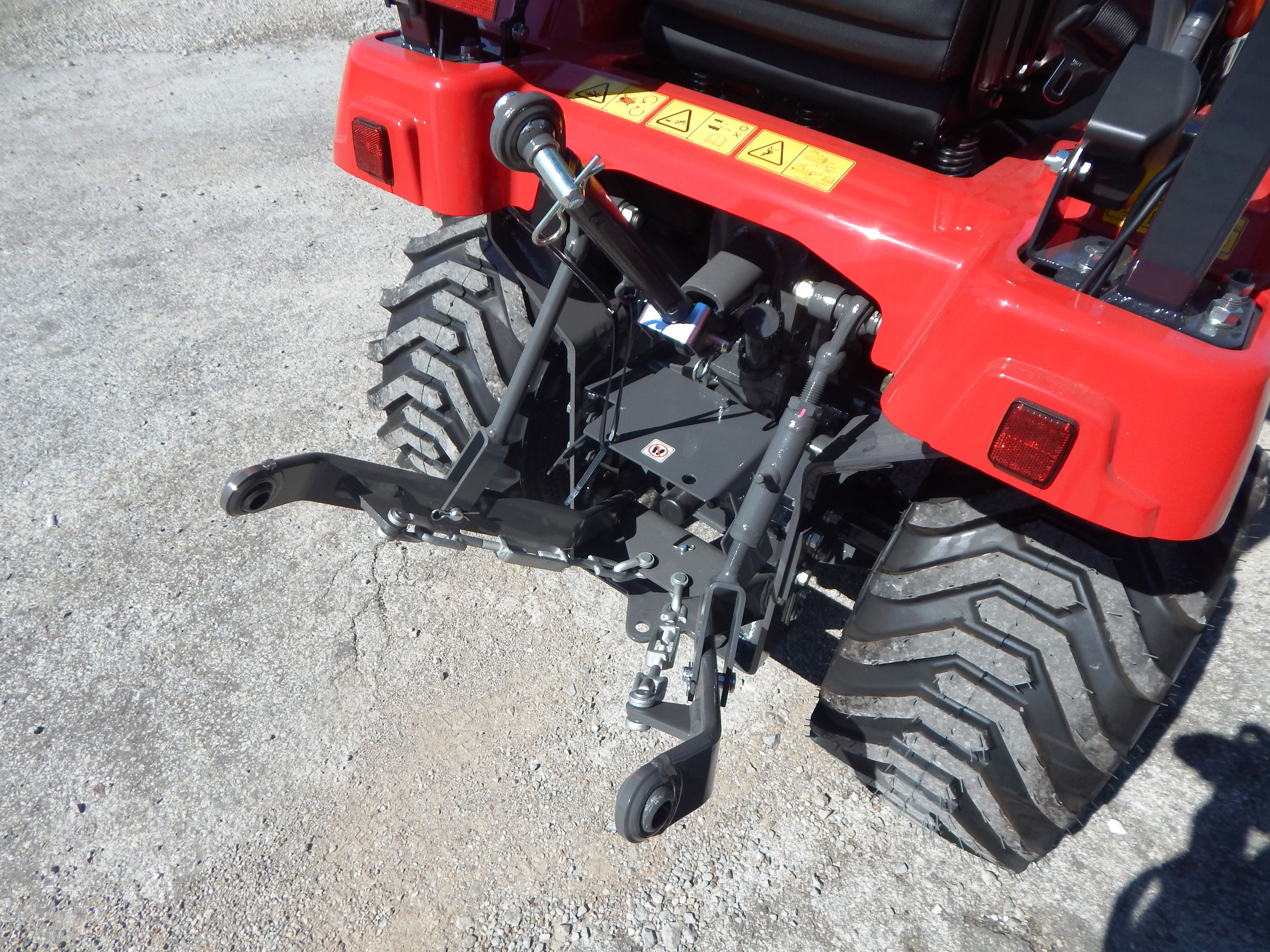 2025 Massey Ferguson 1GC.25 Hydro Tractor