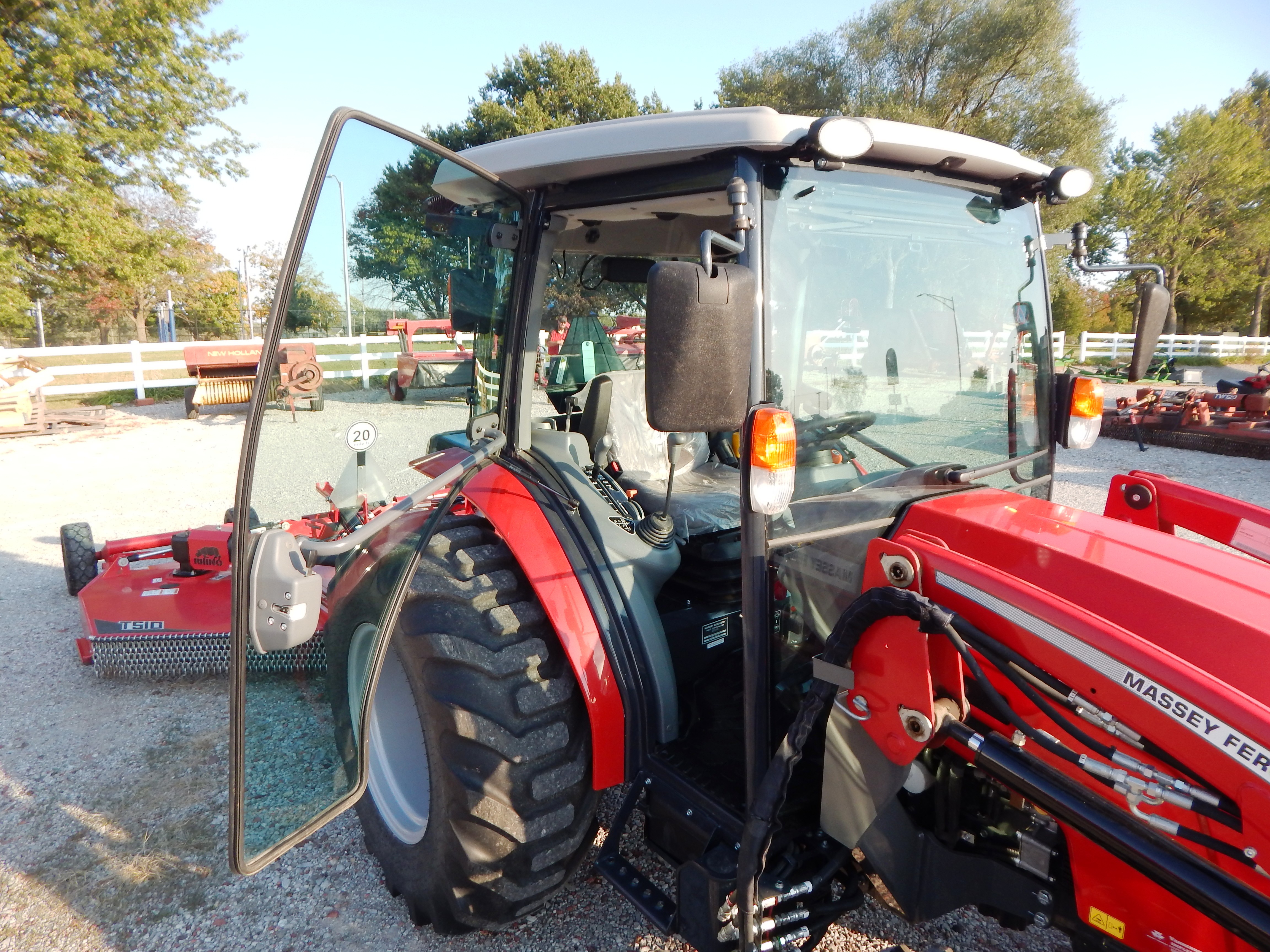 2023 Massey Ferguson 1840M eHydro Deluxe Cab Tractor