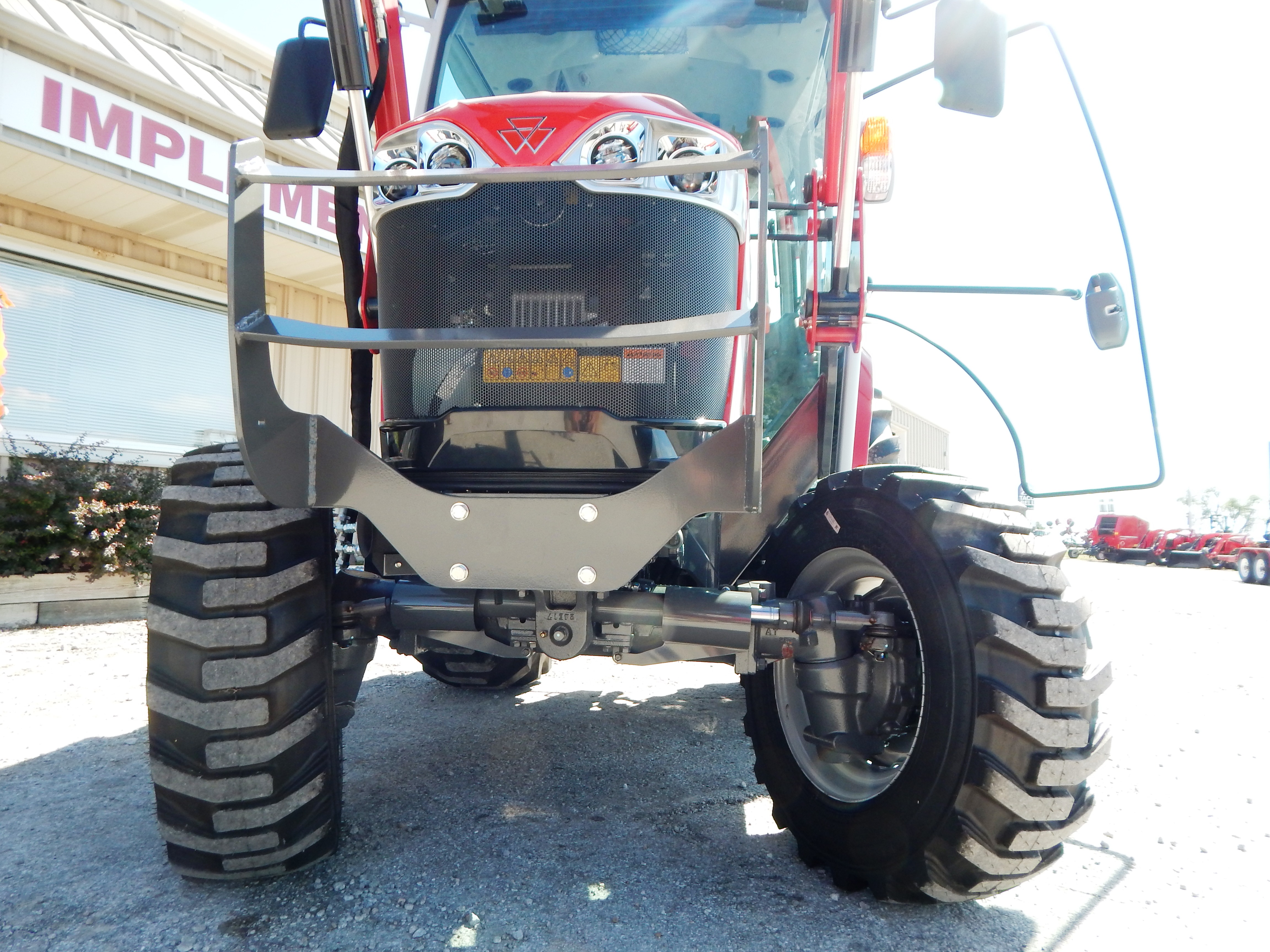 2025 Massey Ferguson 1M.40 eHydro Deluxe Cab Tractor