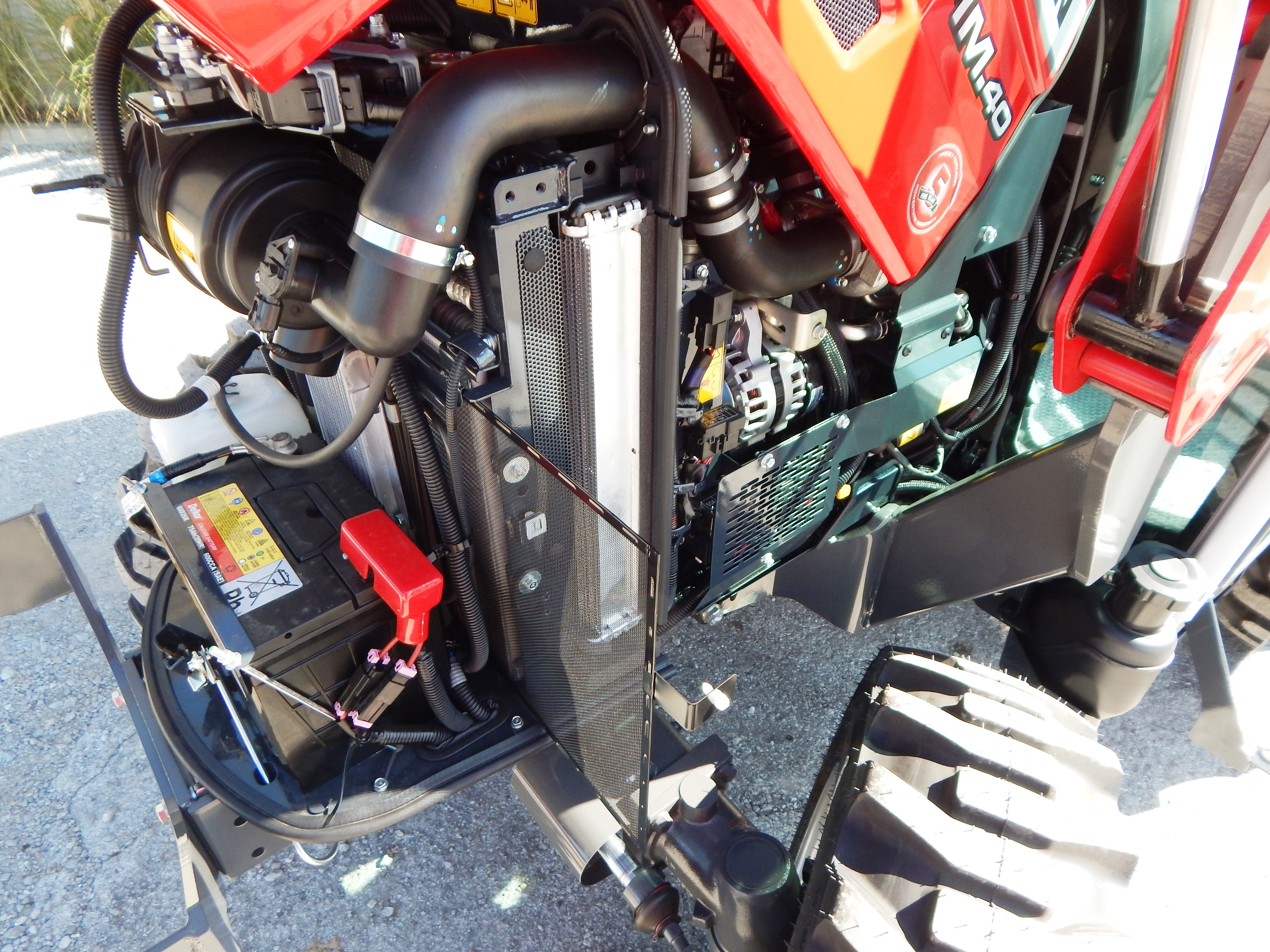 2025 Massey Ferguson 1M.40 eHydro Deluxe Cab Tractor