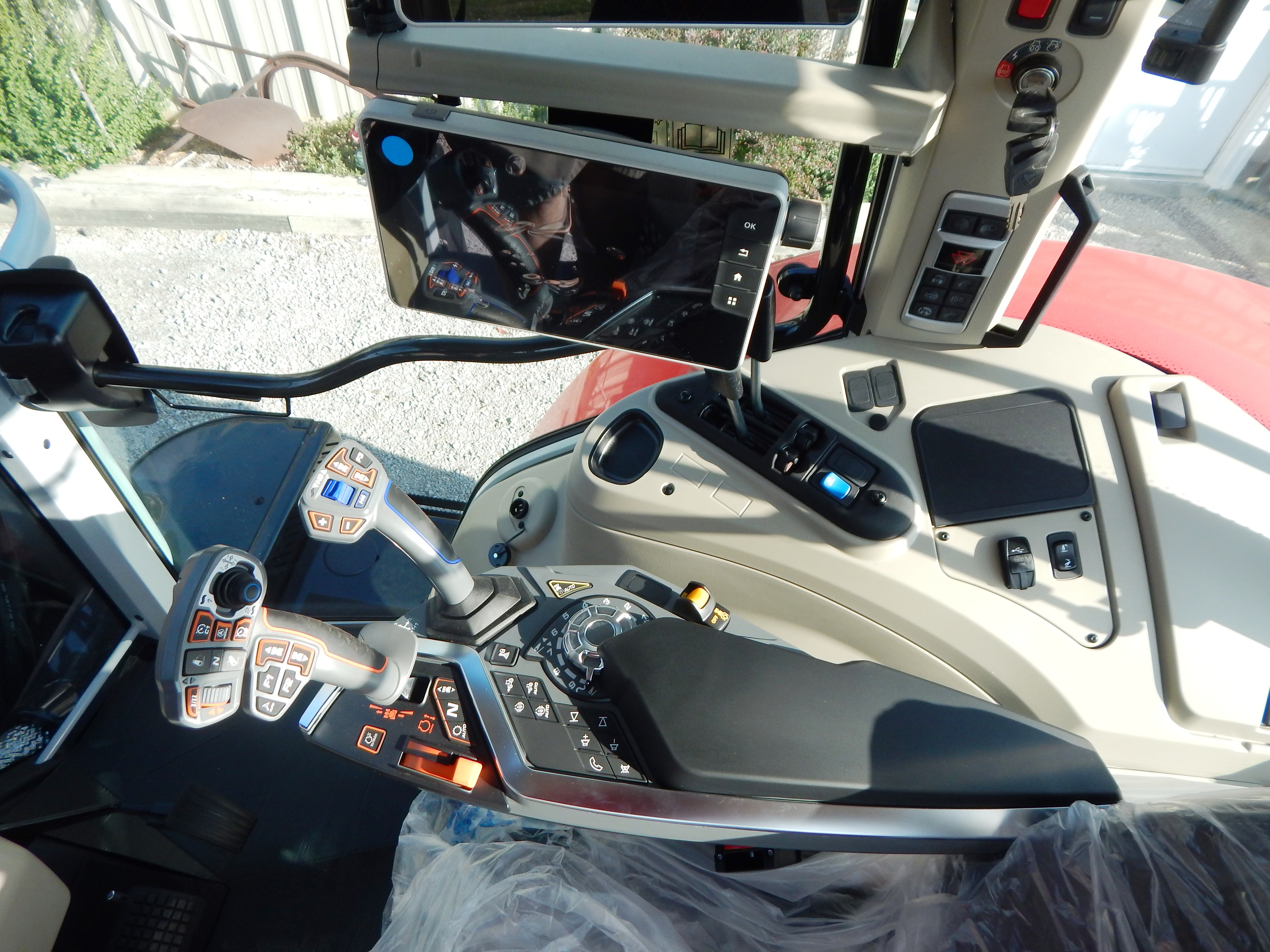 2025 Massey Ferguson 6S.165 Efficient DynaVT Tractor