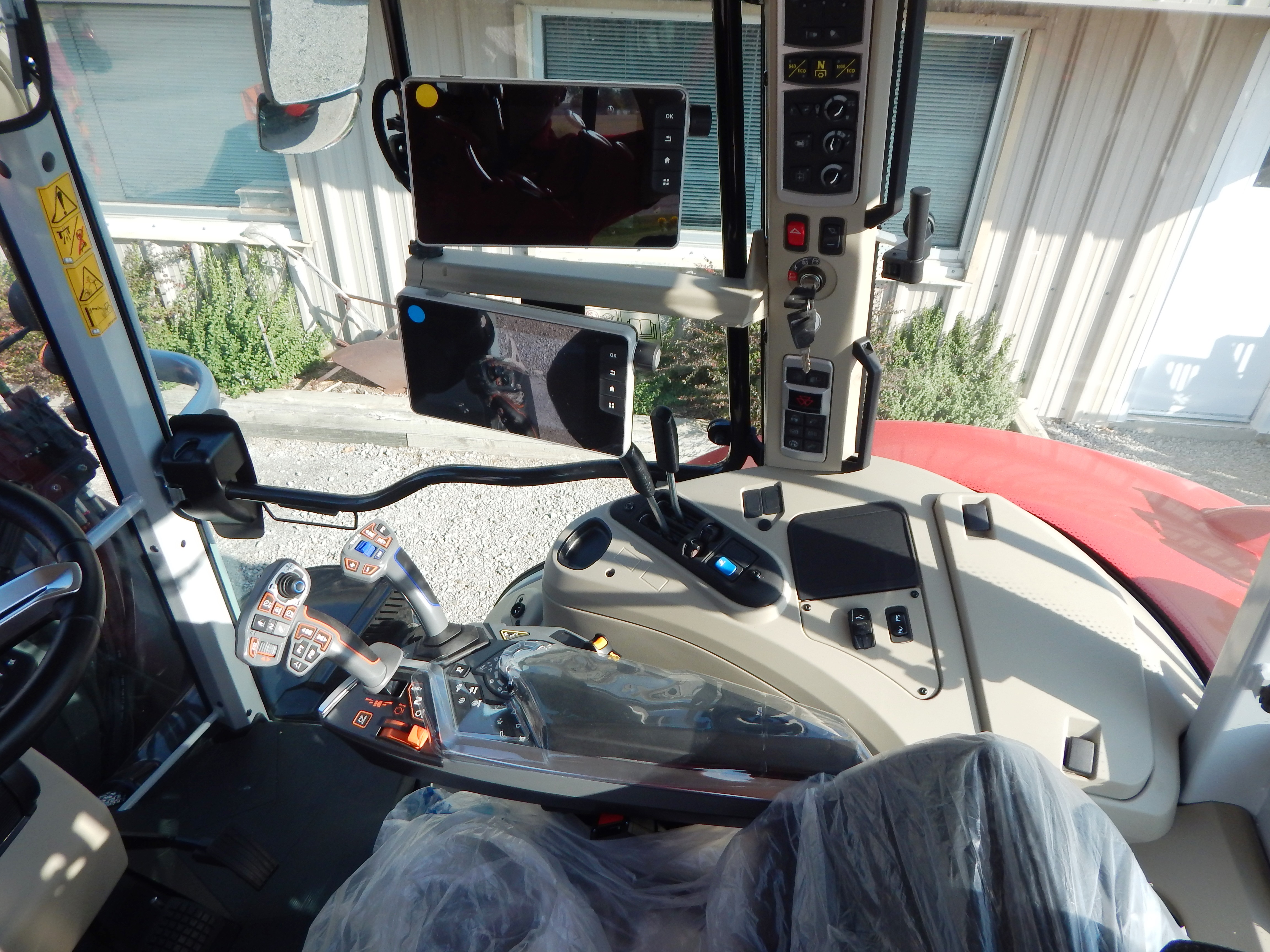 2025 Massey Ferguson 6S.165 Efficient DynaVT Tractor