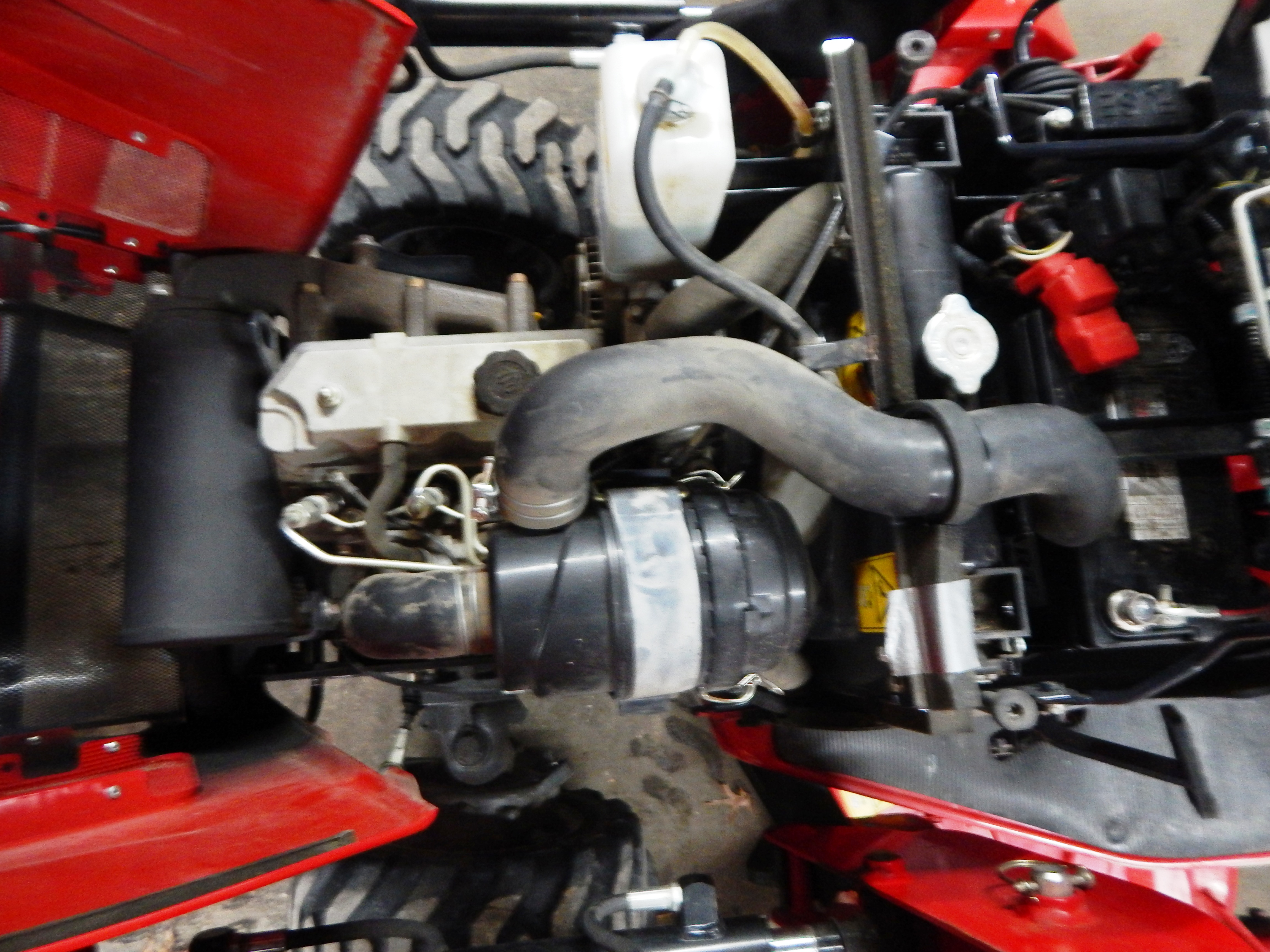 2012 Massey Ferguson GC1715 Tractor