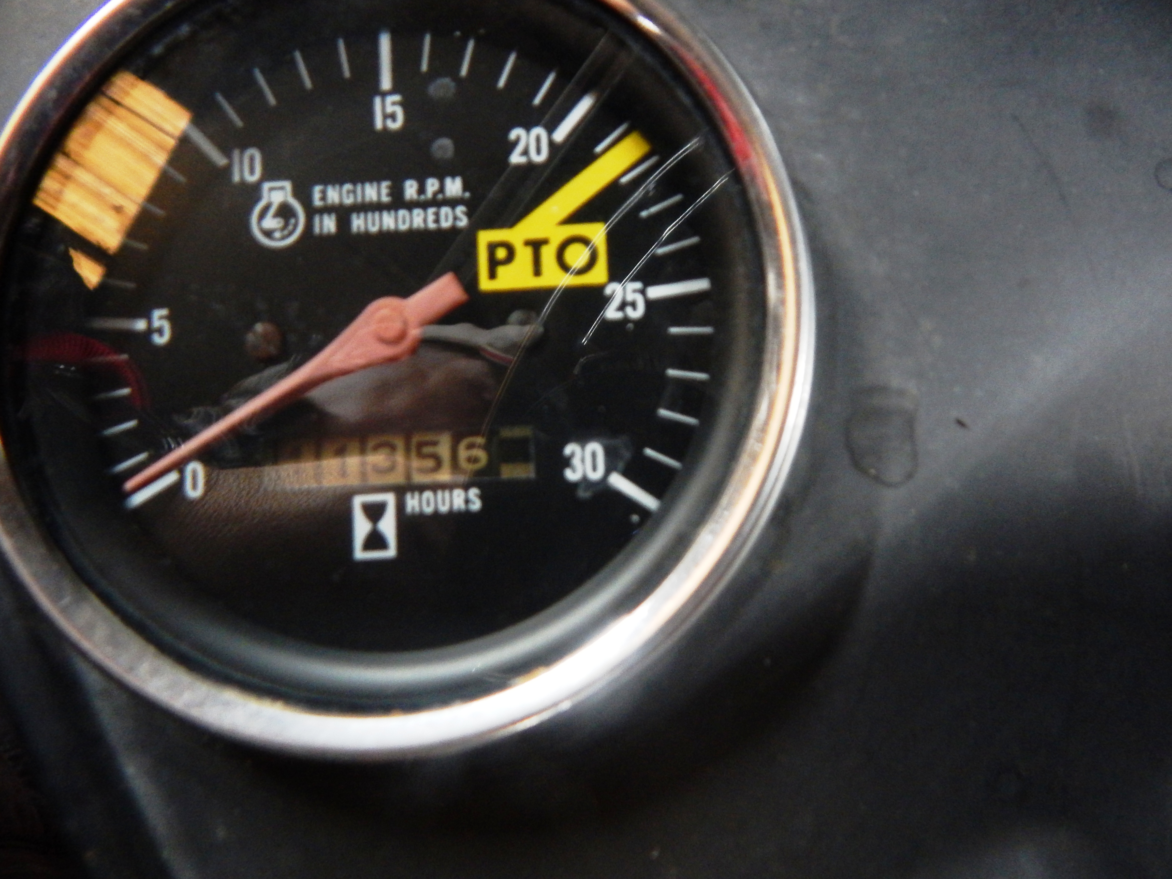 1977 International 464 Tractor