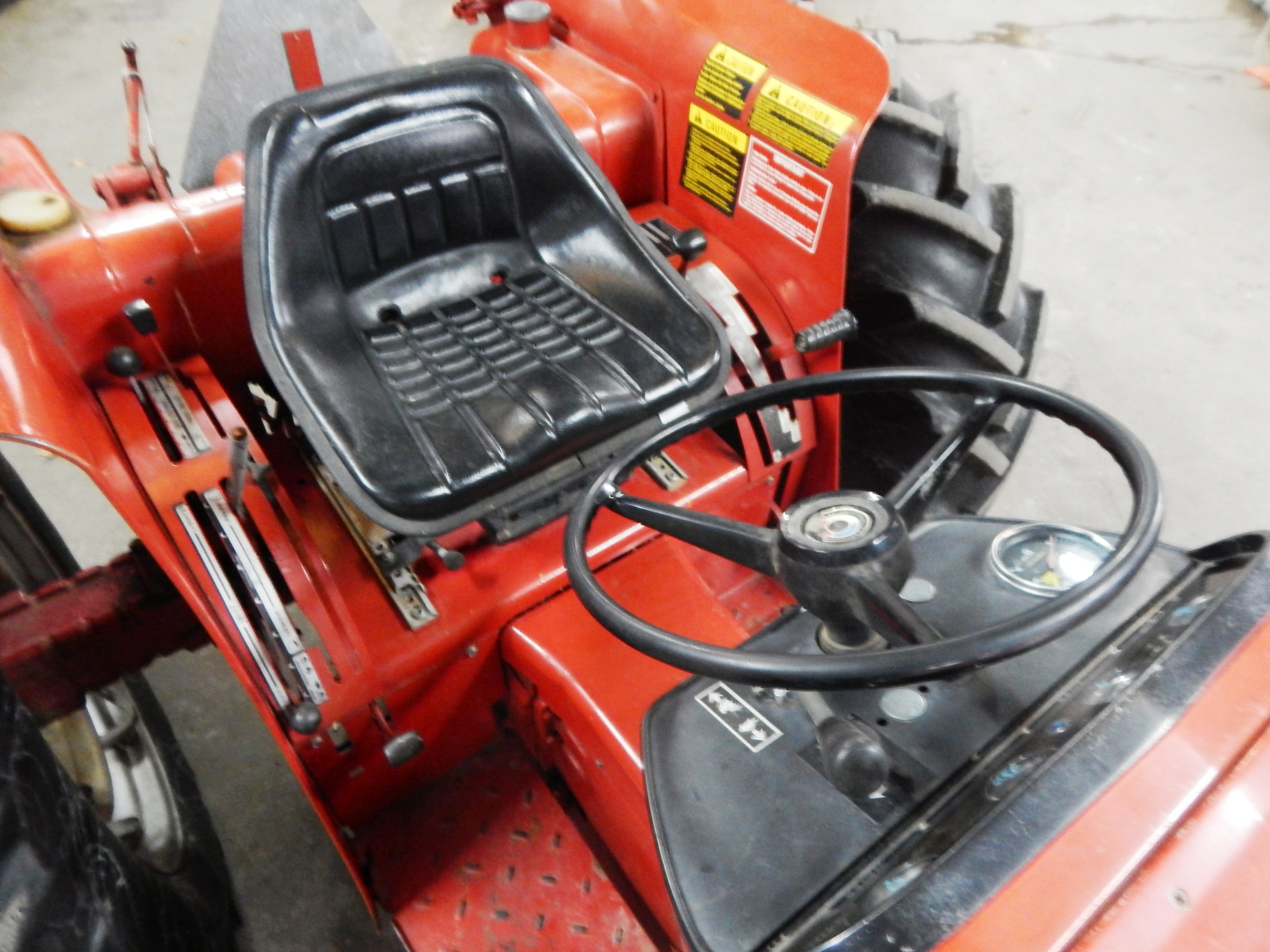 1977 International 464 Tractor