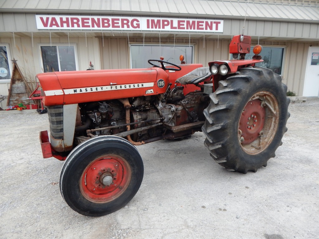 1973 Massey Ferguson 135 Tractor