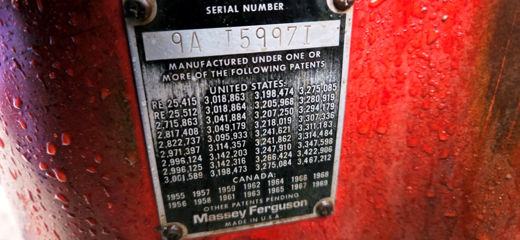 1973 Massey Ferguson 1135 Tractor