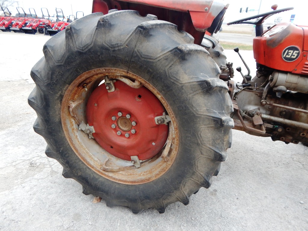 1973 Massey Ferguson 135 Tractor