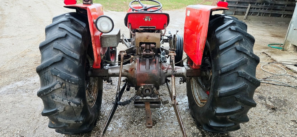1973 Massey Ferguson 1135 Tractor