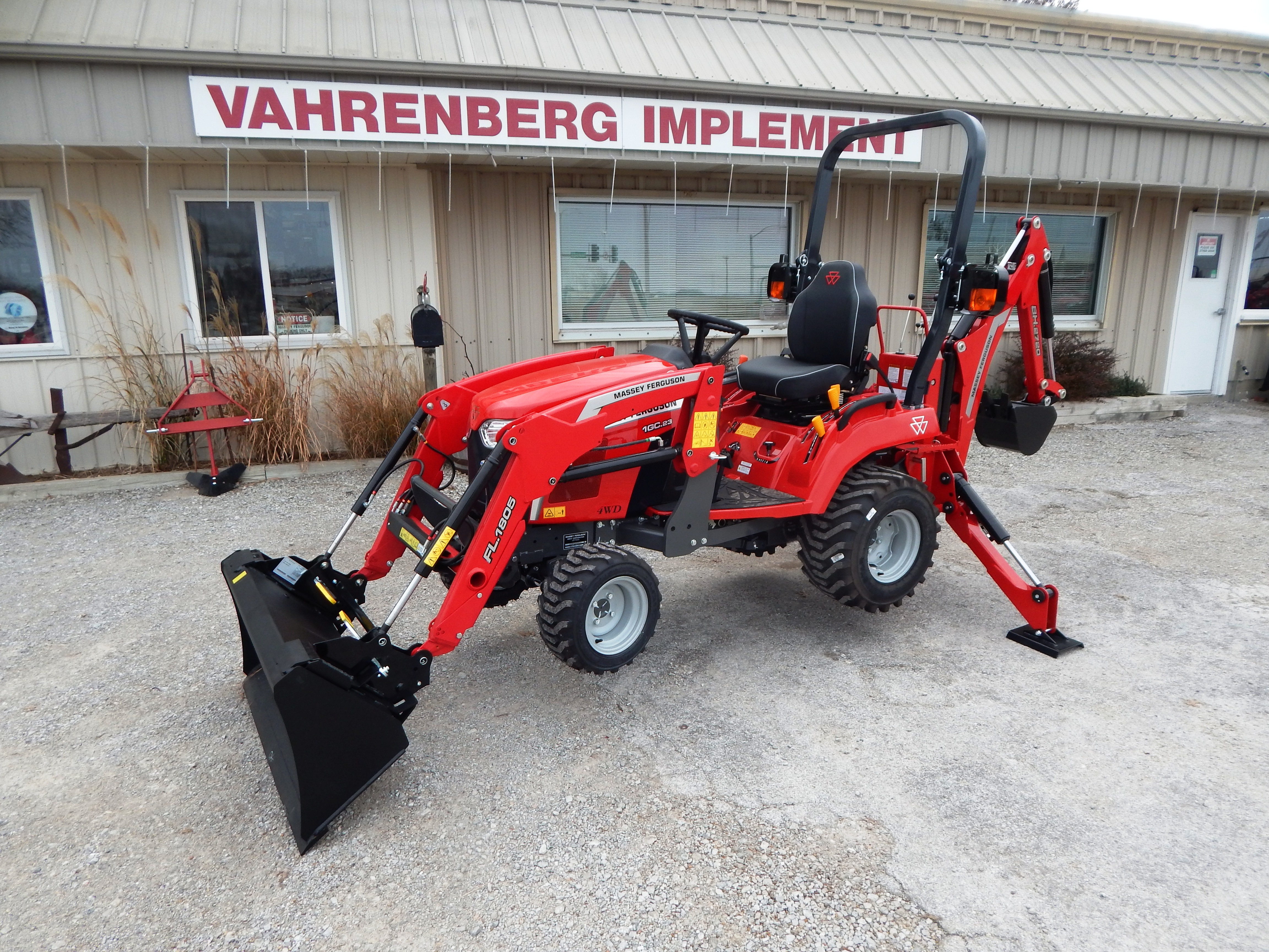 2025 Massey Ferguson 1GC.23B Tractor